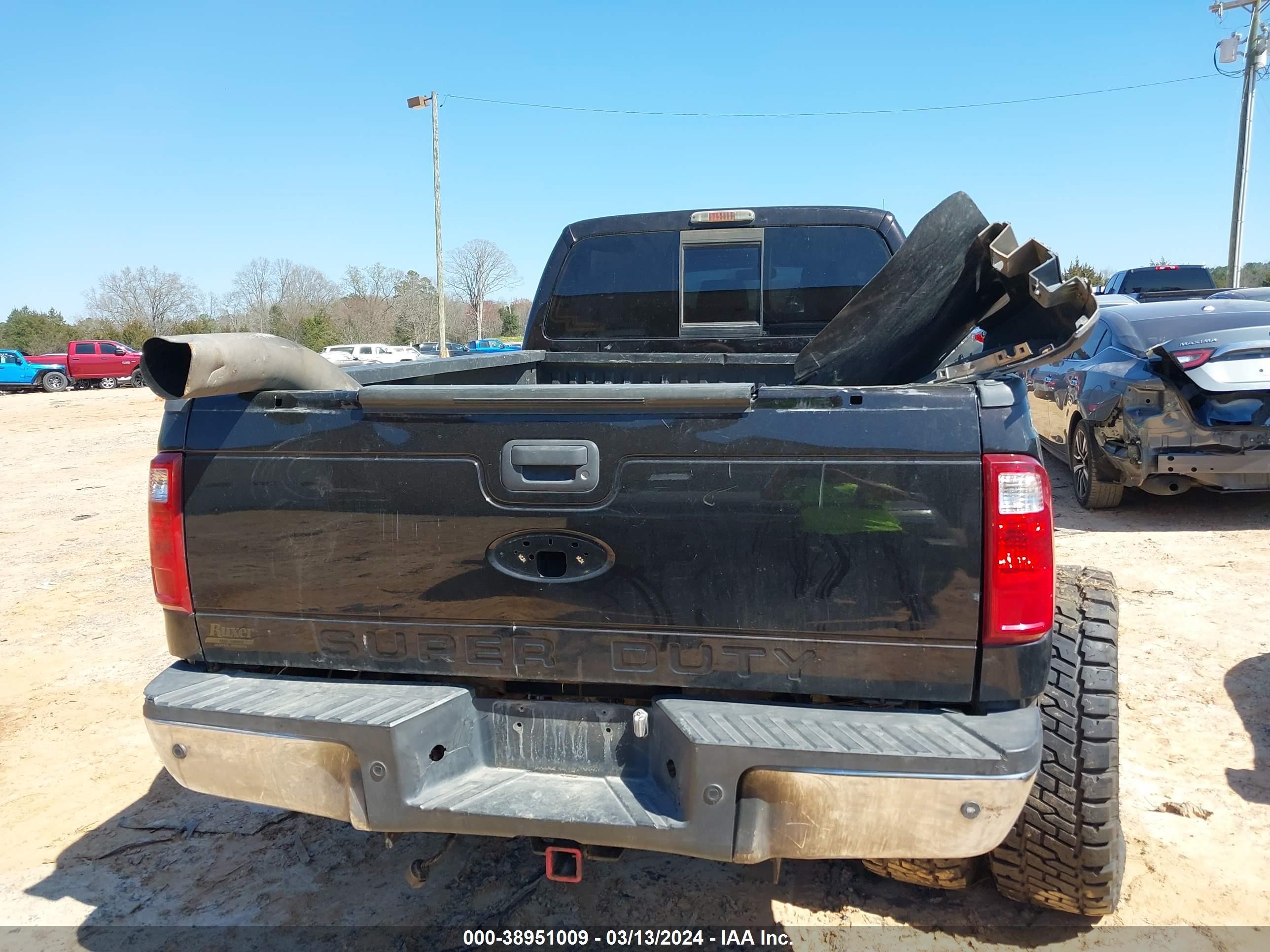 Photo 14 VIN: 1FT8W3DT5DEB40710 - FORD F350 