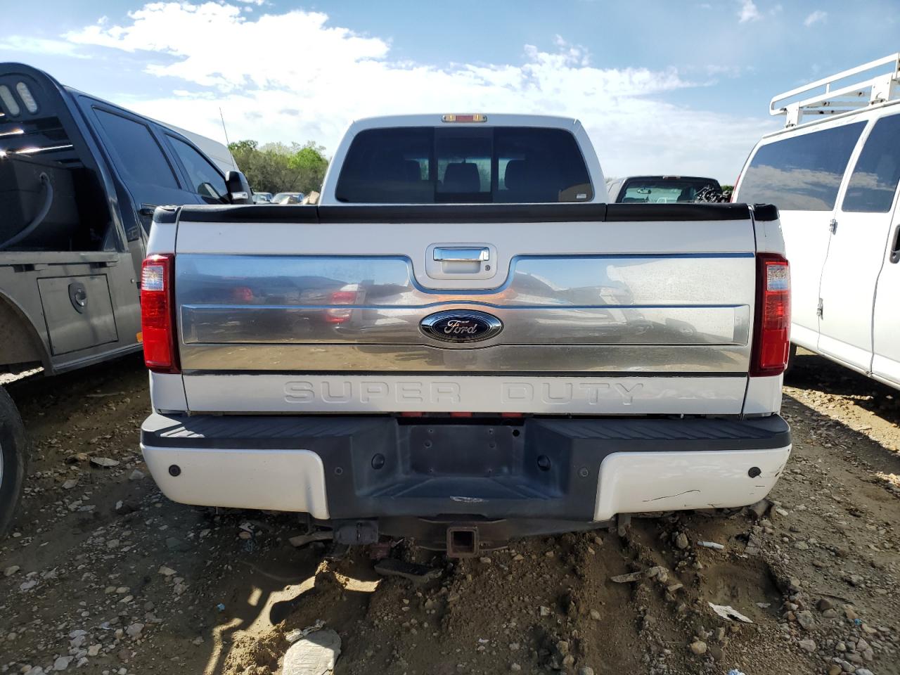 Photo 5 VIN: 1FT8W3DT5GEA62837 - FORD F350 