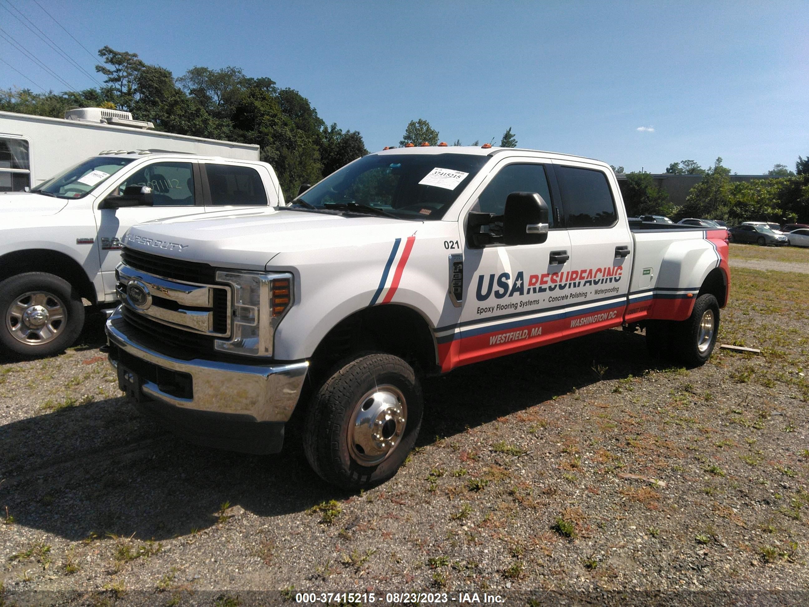 Photo 1 VIN: 1FT8W3DT5JEC09357 - FORD F350 