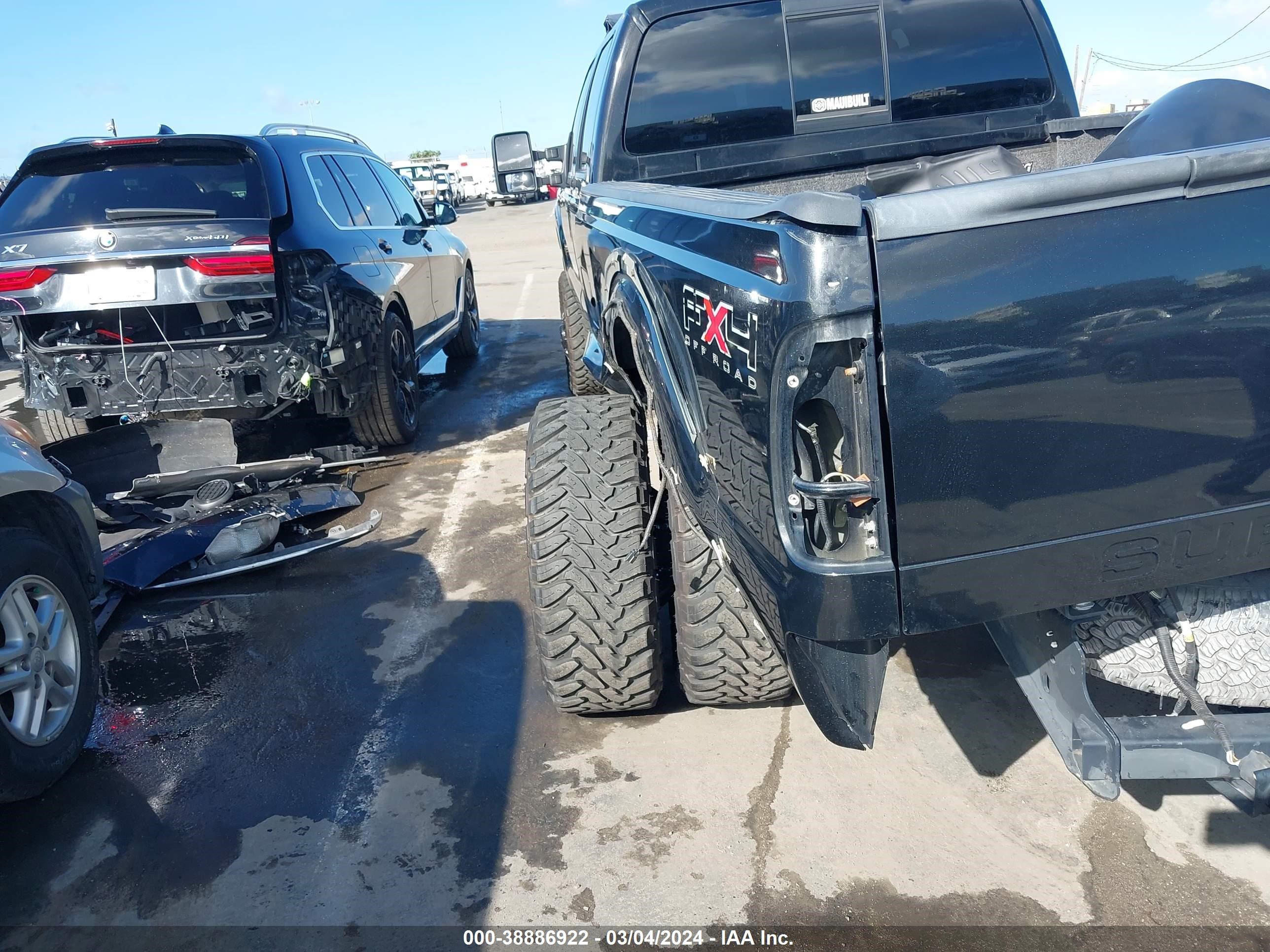 Photo 10 VIN: 1FT8W3DT6BEA99310 - FORD F350 