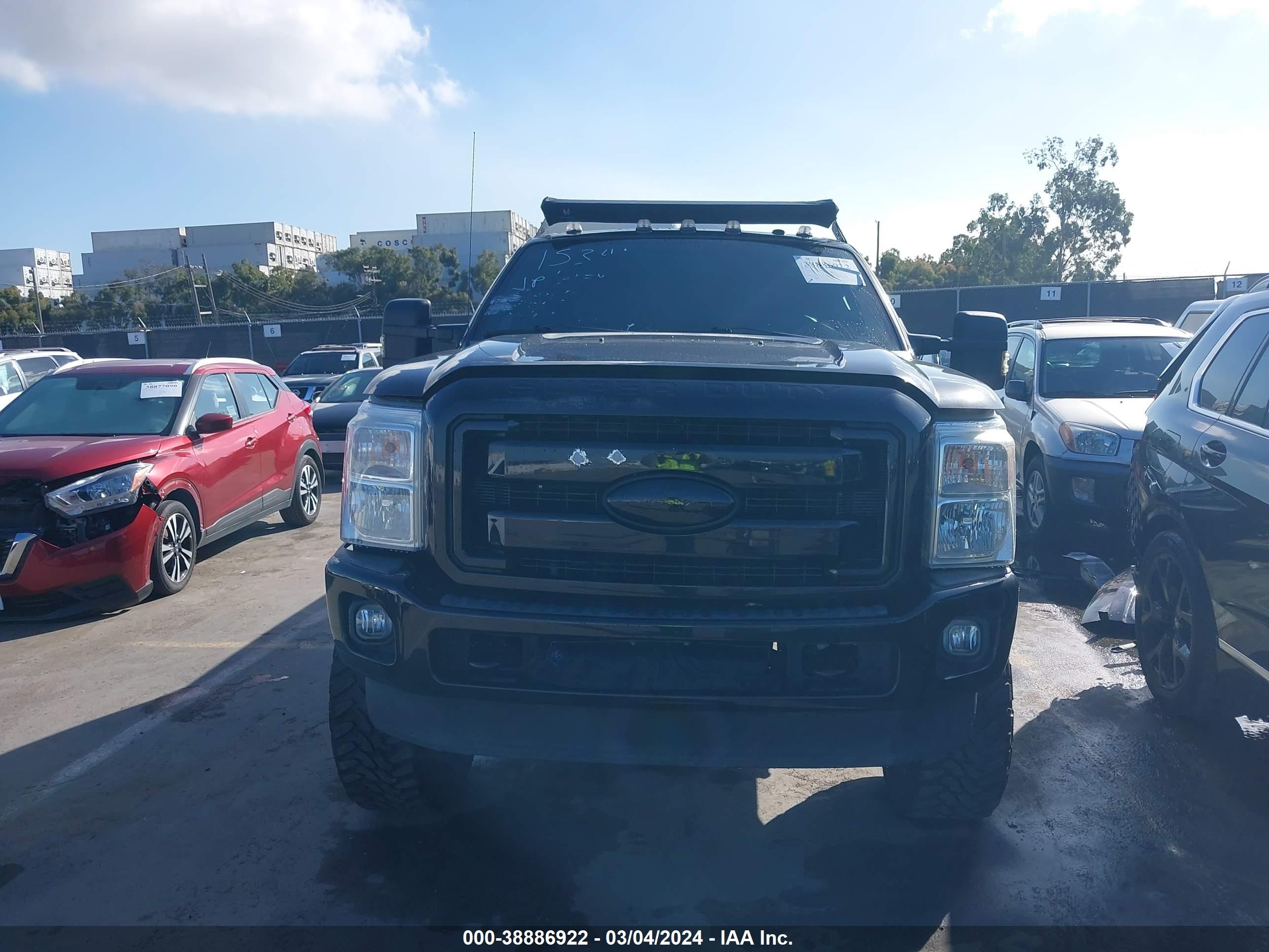 Photo 12 VIN: 1FT8W3DT6BEA99310 - FORD F350 