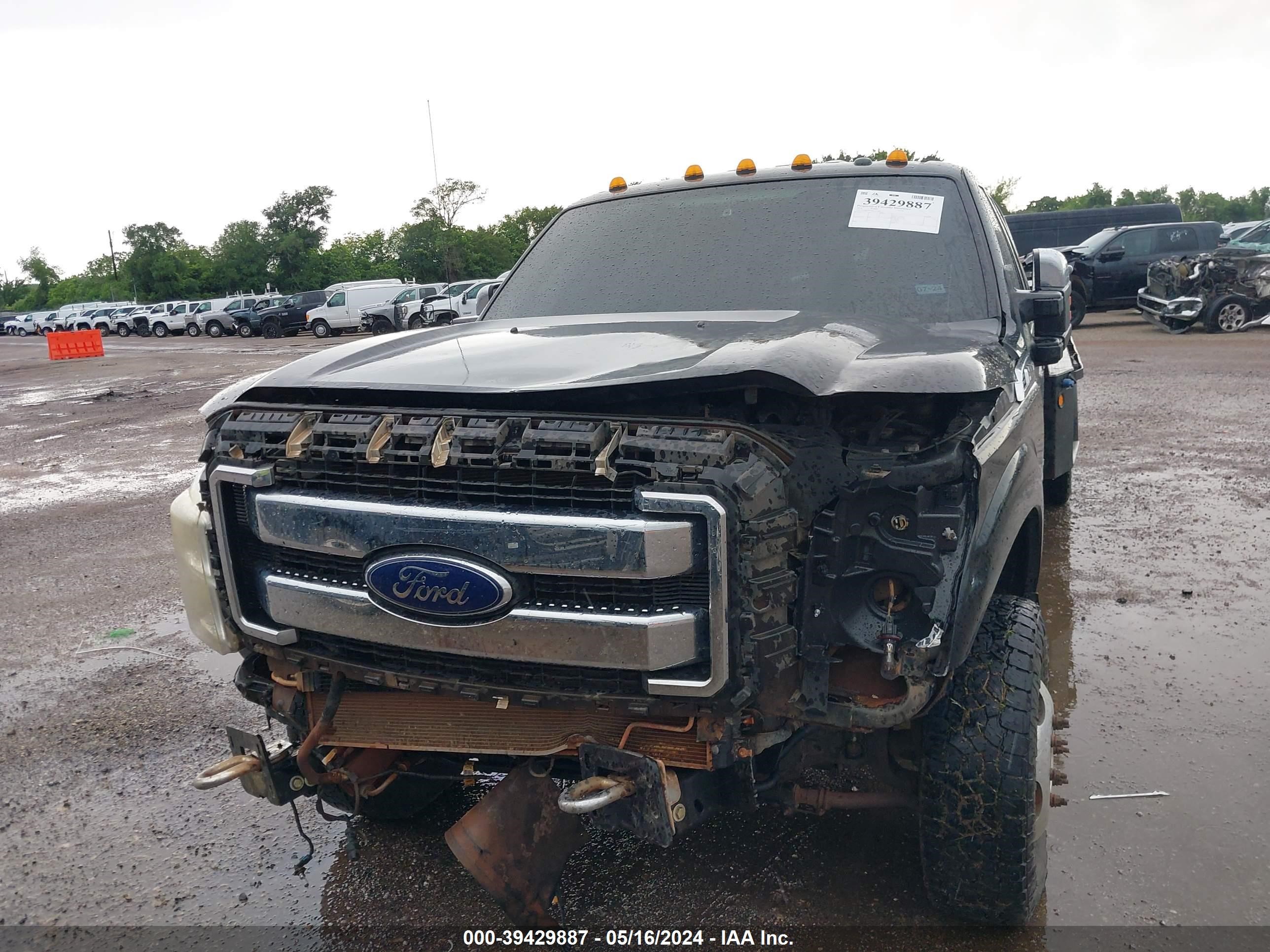 Photo 10 VIN: 1FT8W3DT6EEA31500 - FORD F350 