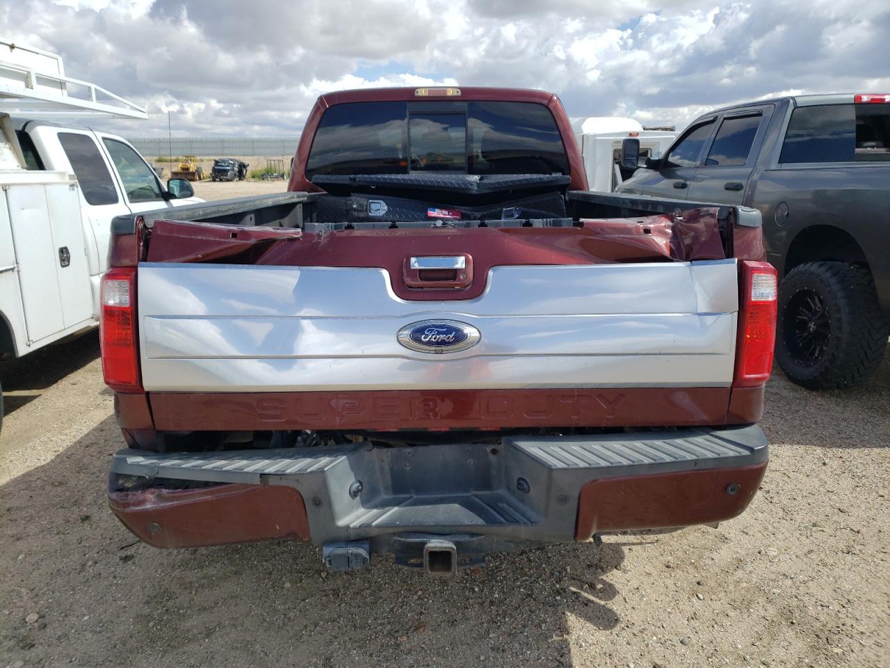 Photo 5 VIN: 1FT8W3DT6FEC02263 - FORD F350 