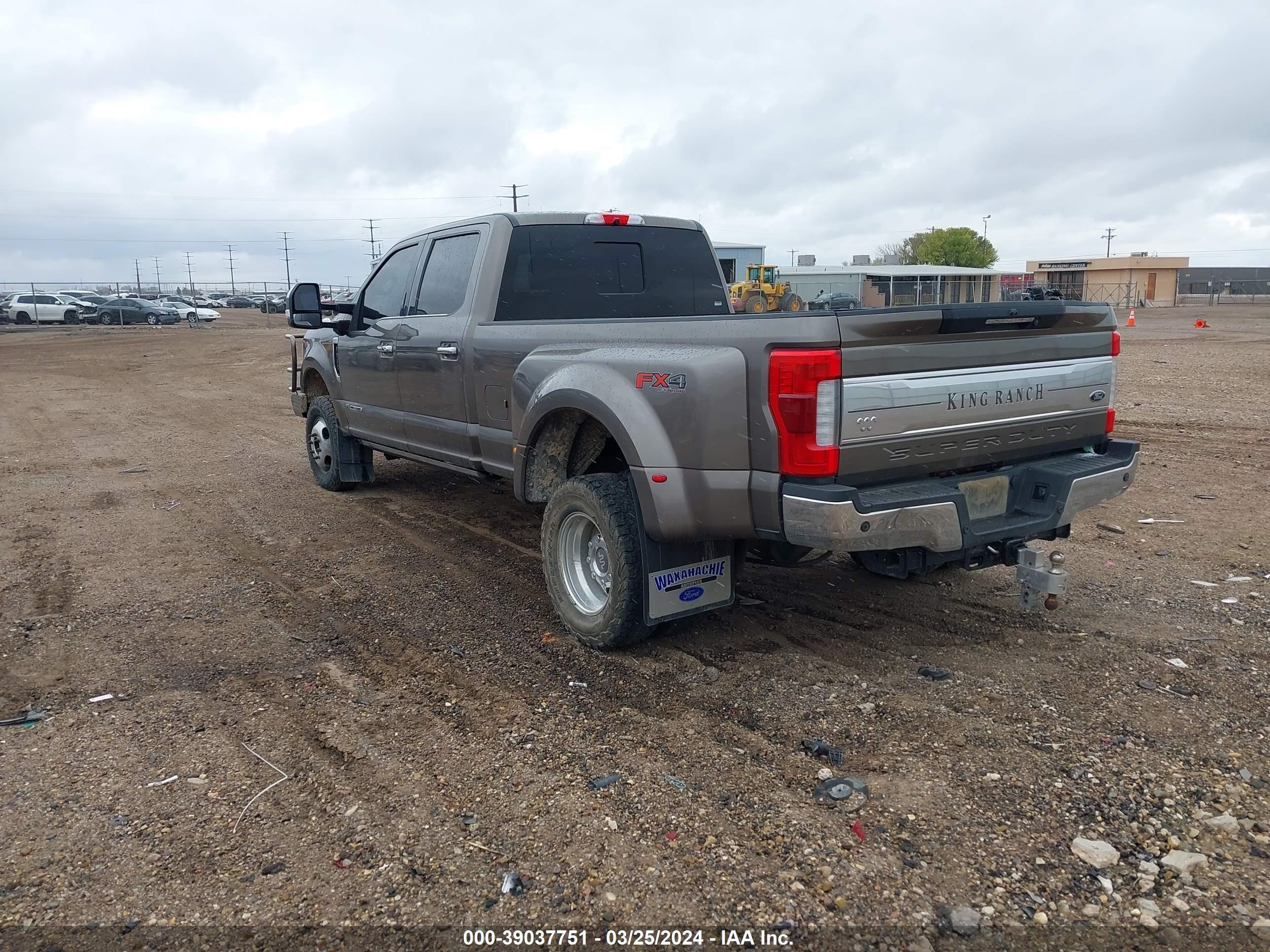 Photo 2 VIN: 1FT8W3DT6KEG71654 - FORD F350 