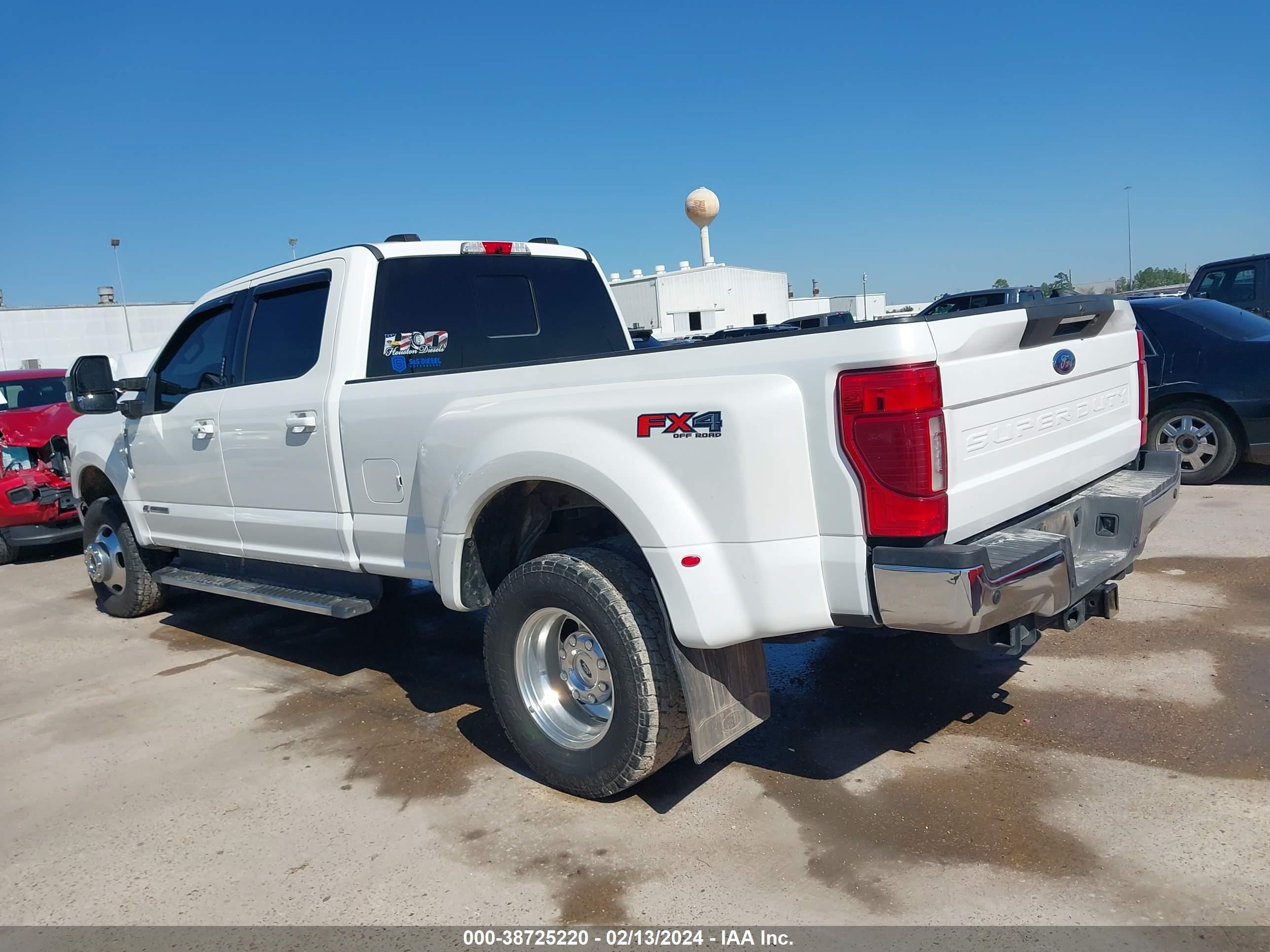 Photo 2 VIN: 1FT8W3DT6LEC18765 - FORD F350 