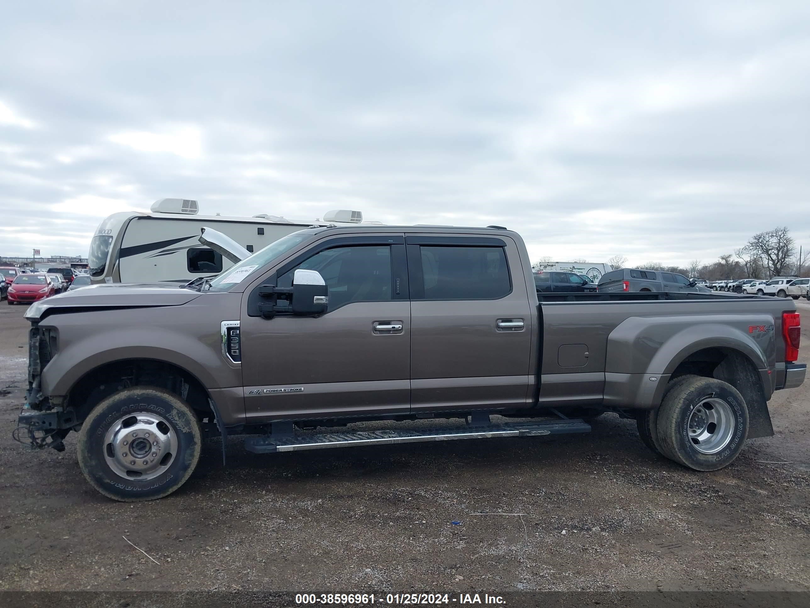 Photo 5 VIN: 1FT8W3DT6NED52906 - FORD F350 