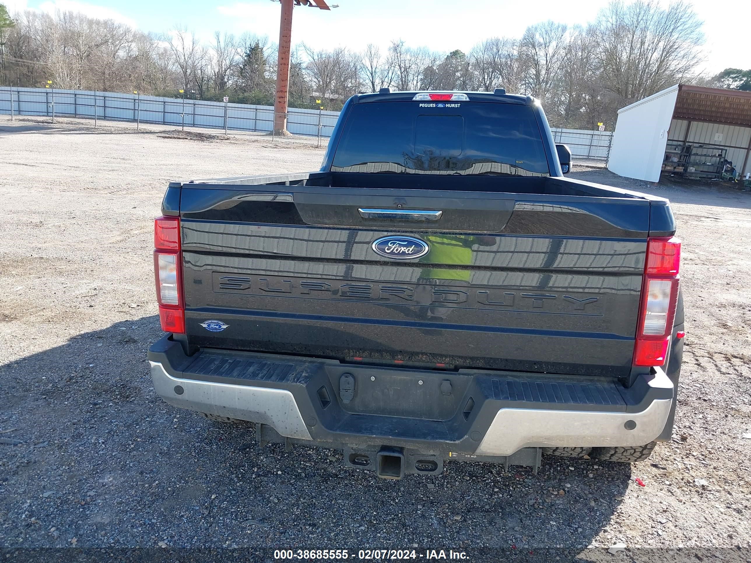 Photo 6 VIN: 1FT8W3DT6NEE17205 - FORD F350 