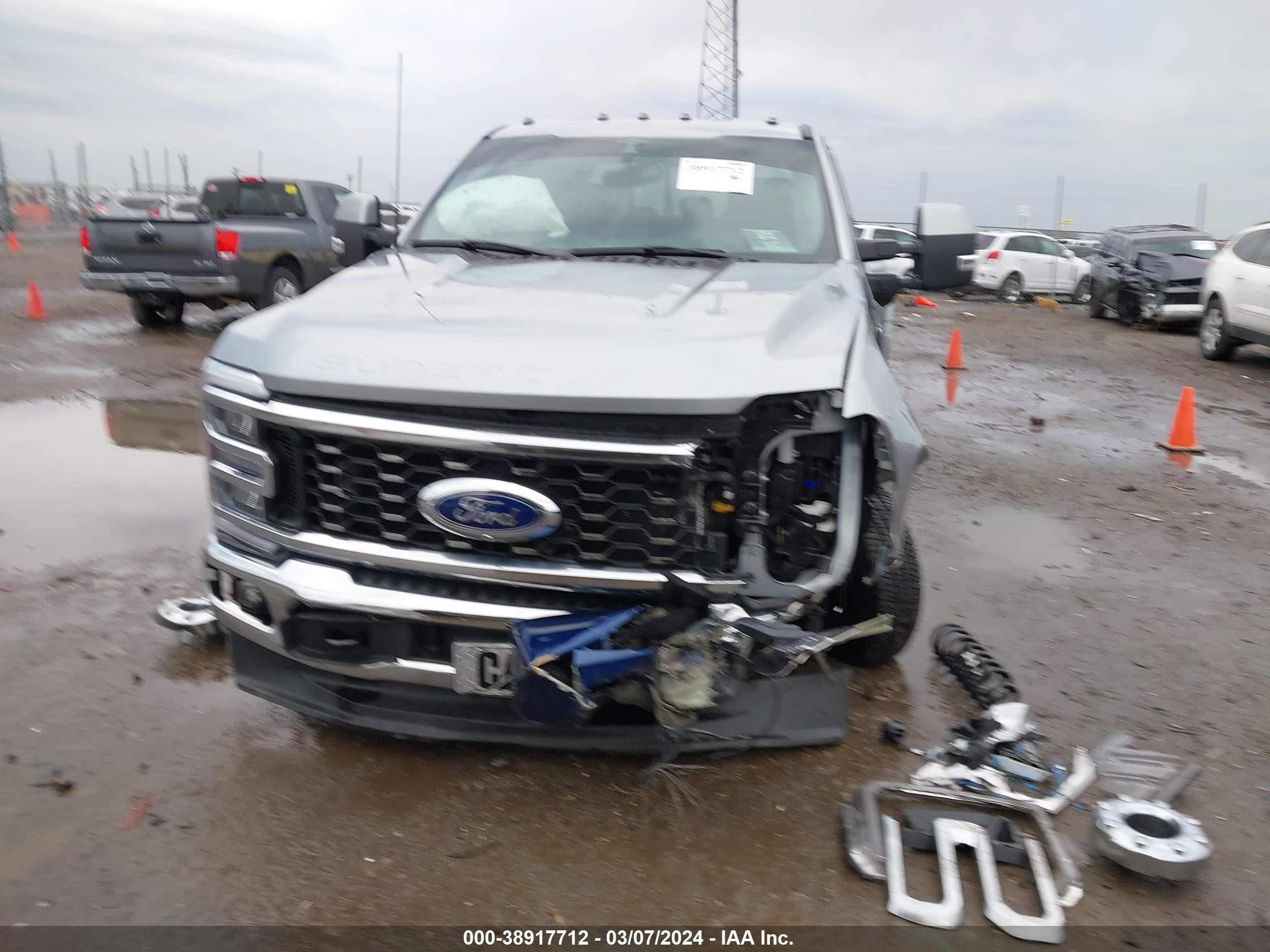 Photo 13 VIN: 1FT8W3DT6PEC20179 - FORD F350 