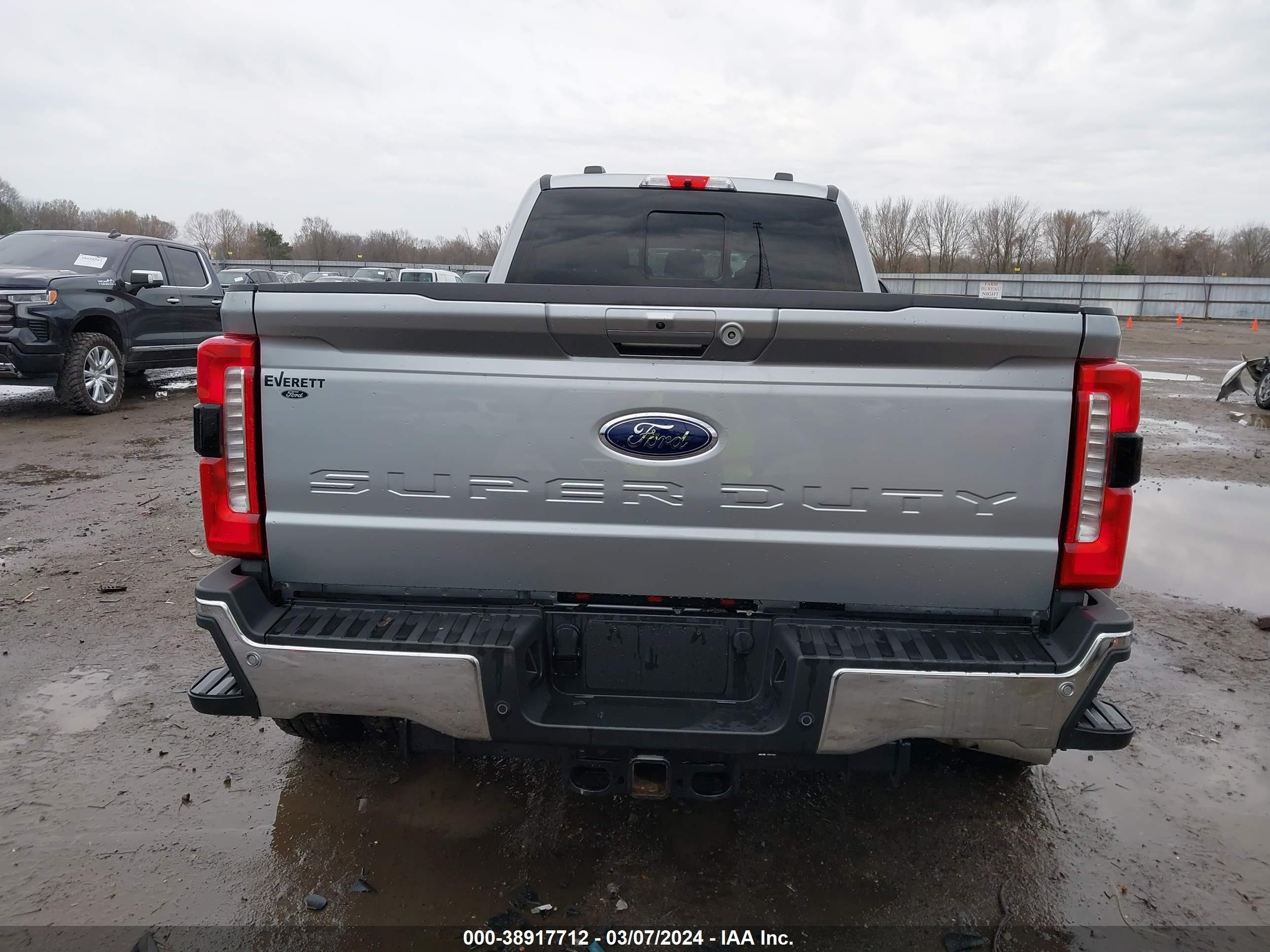 Photo 16 VIN: 1FT8W3DT6PEC20179 - FORD F350 