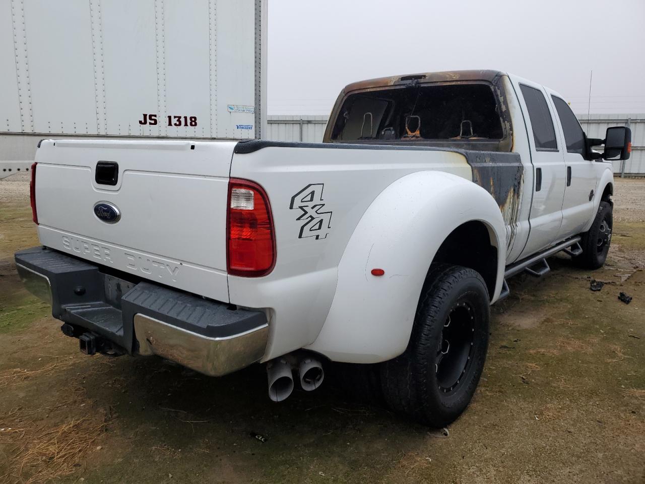 Photo 2 VIN: 1FT8W3DT7DEA92708 - FORD F350 