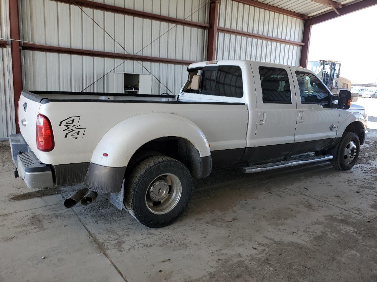 Photo 2 VIN: 1FT8W3DT7GEB77939 - FORD F350 