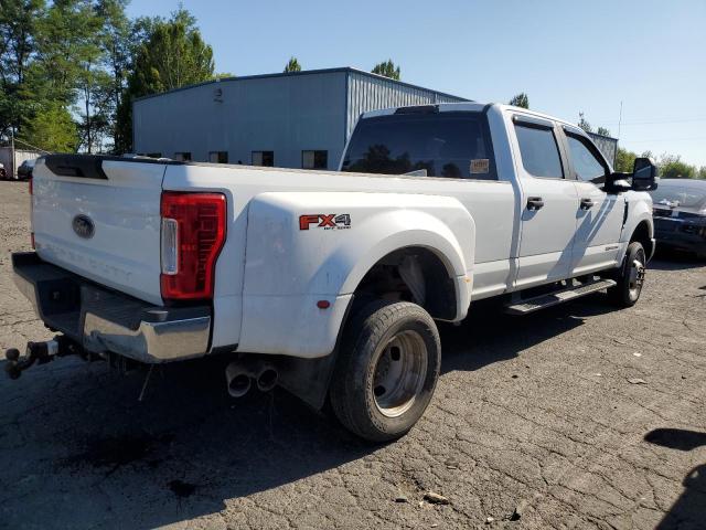 Photo 2 VIN: 1FT8W3DT7JEC98137 - FORD F350 