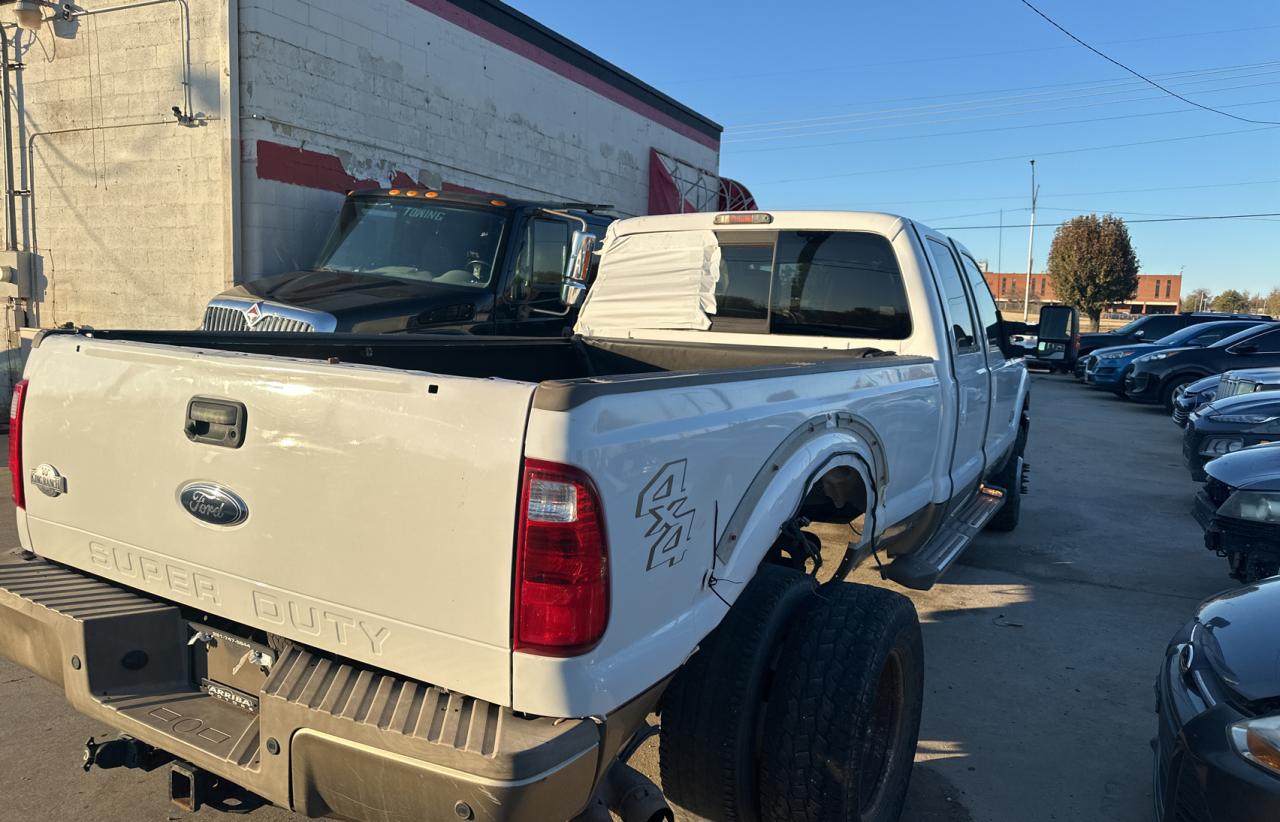 Photo 3 VIN: 1FT8W3DT8BEB29553 - FORD F350 