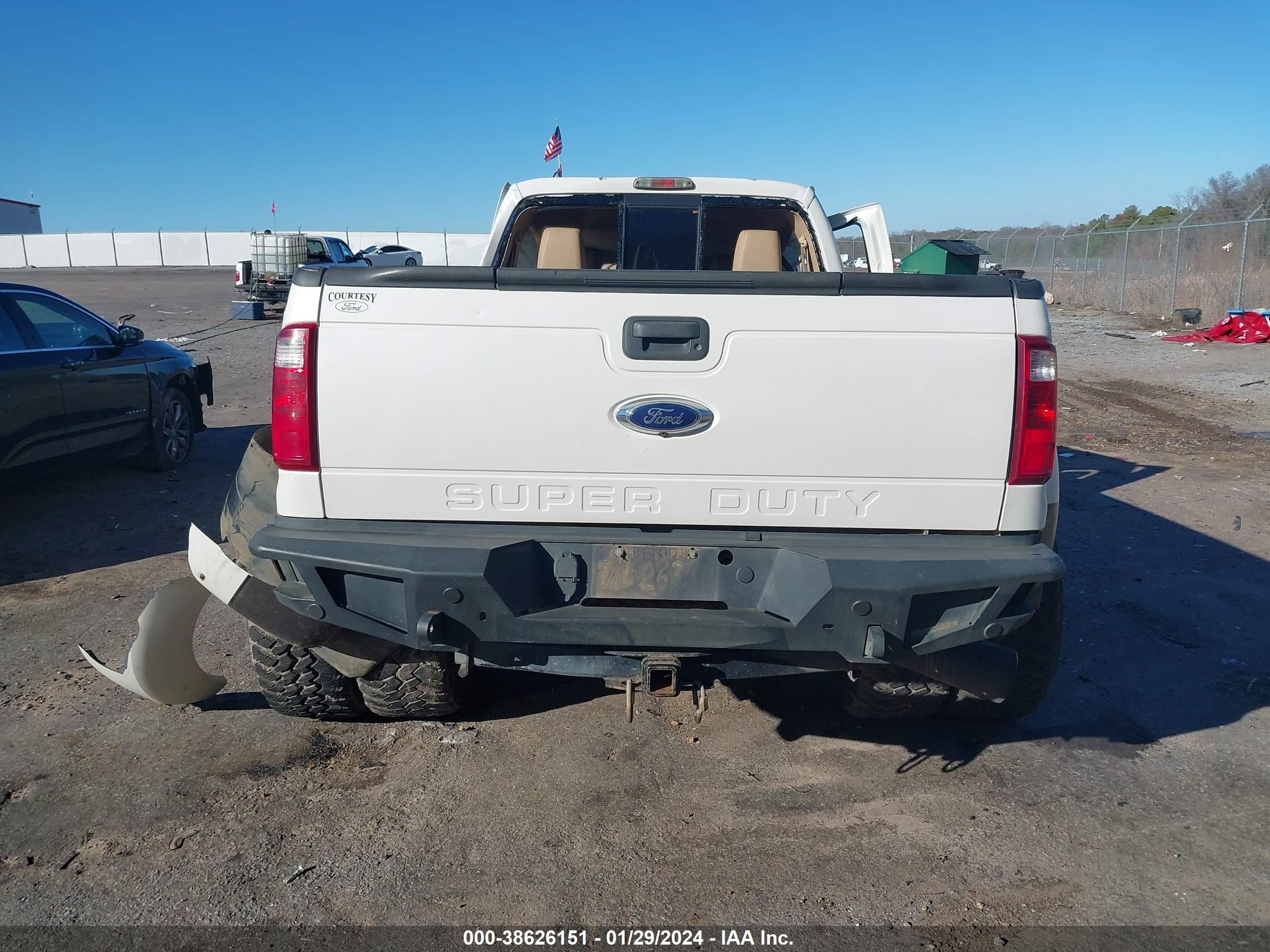 Photo 7 VIN: 1FT8W3DT8GEA69359 - FORD F350 