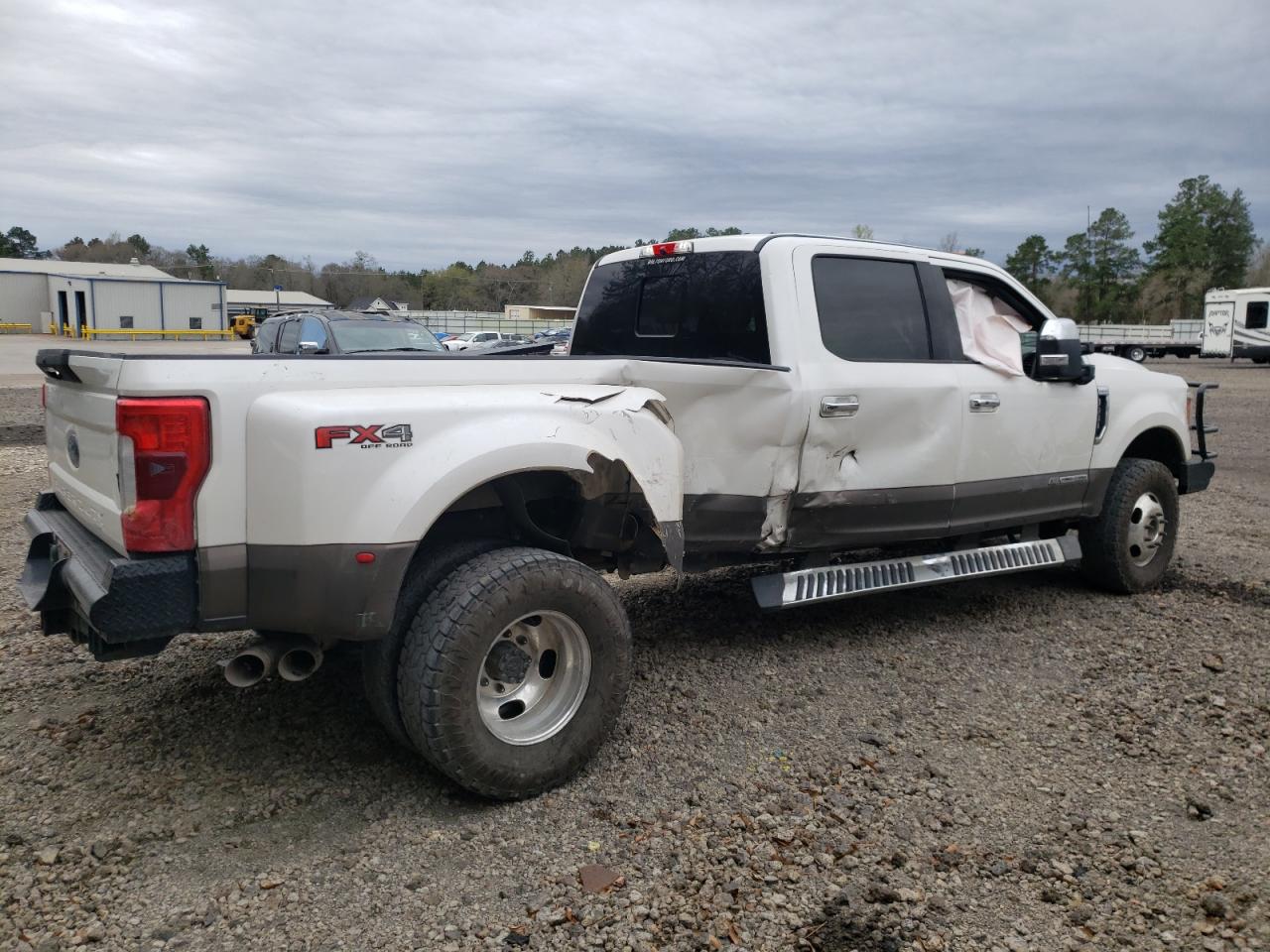 Photo 2 VIN: 1FT8W3DT8HEC18564 - FORD F350 