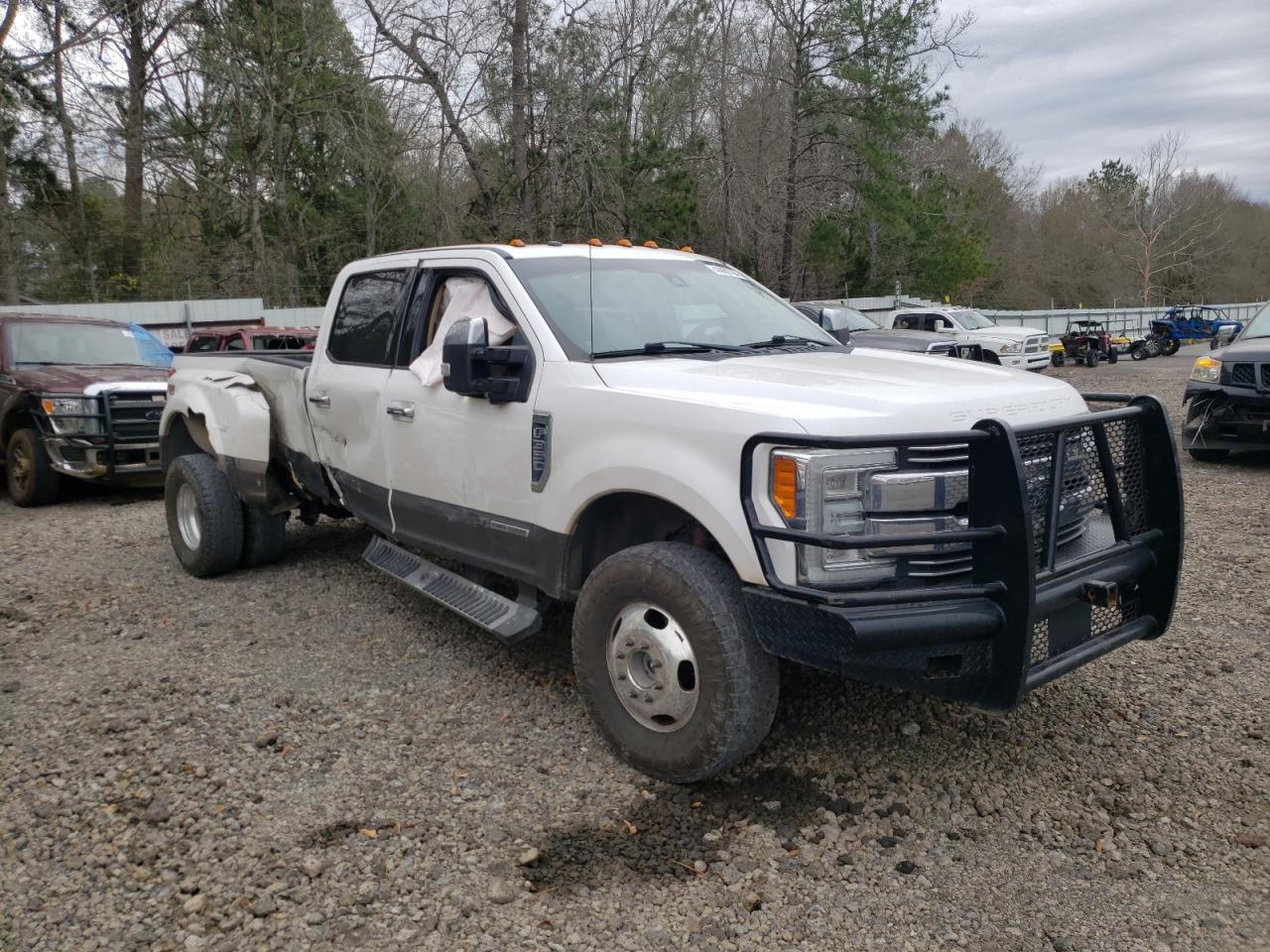 Photo 3 VIN: 1FT8W3DT8HEC18564 - FORD F350 