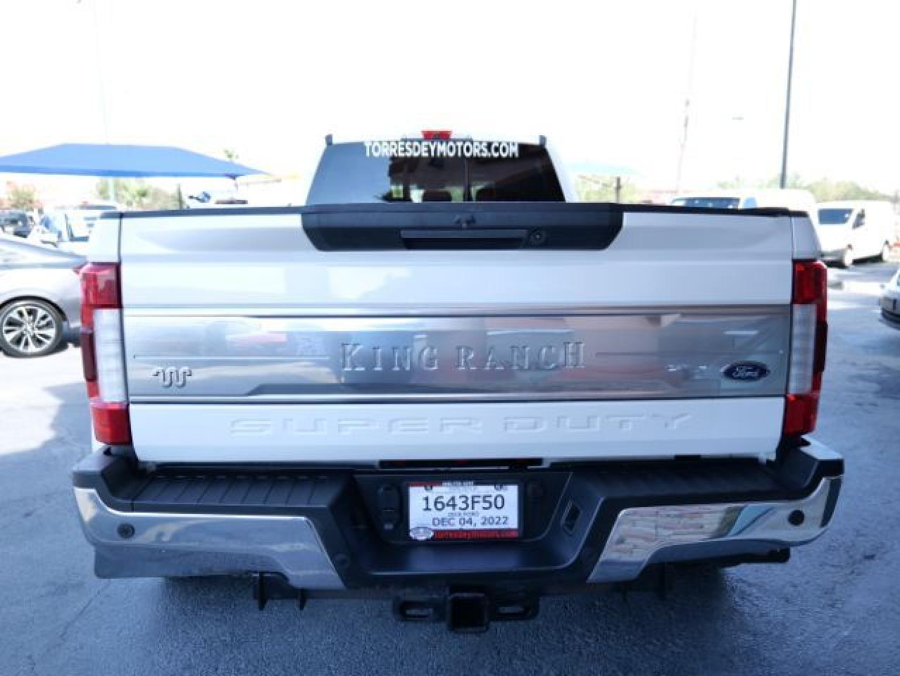 Photo 5 VIN: 1FT8W3DT8JEB18549 - FORD F350 