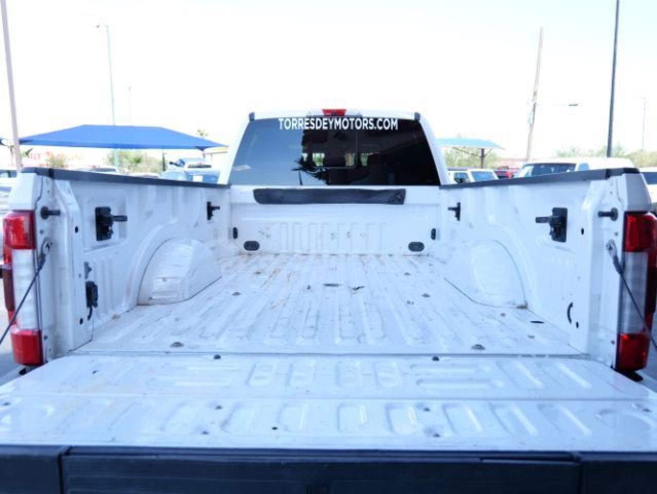 Photo 6 VIN: 1FT8W3DT8JEB18549 - FORD F350 