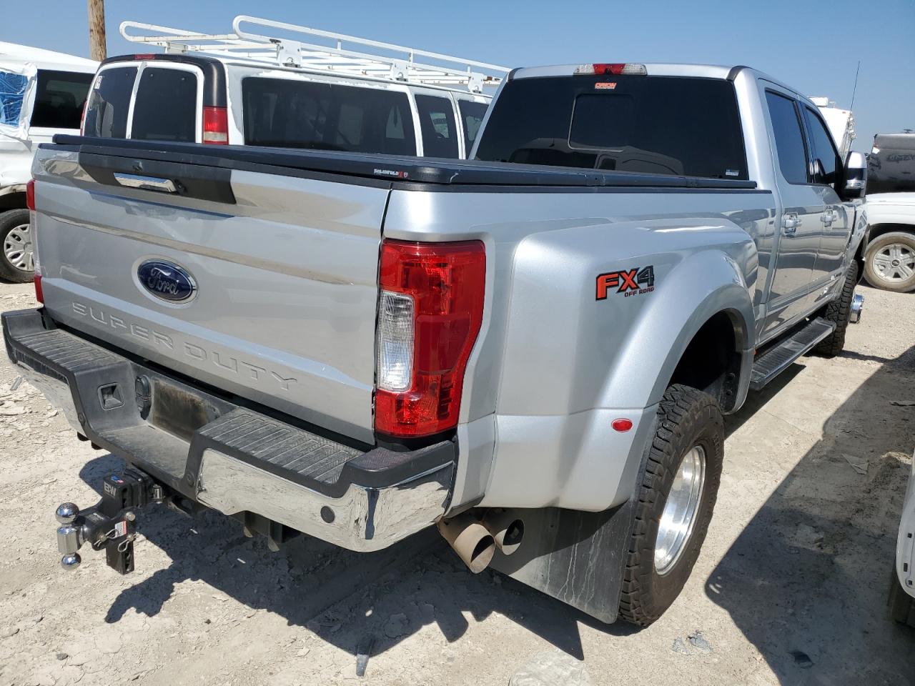 Photo 2 VIN: 1FT8W3DT8KEG85507 - FORD F350 