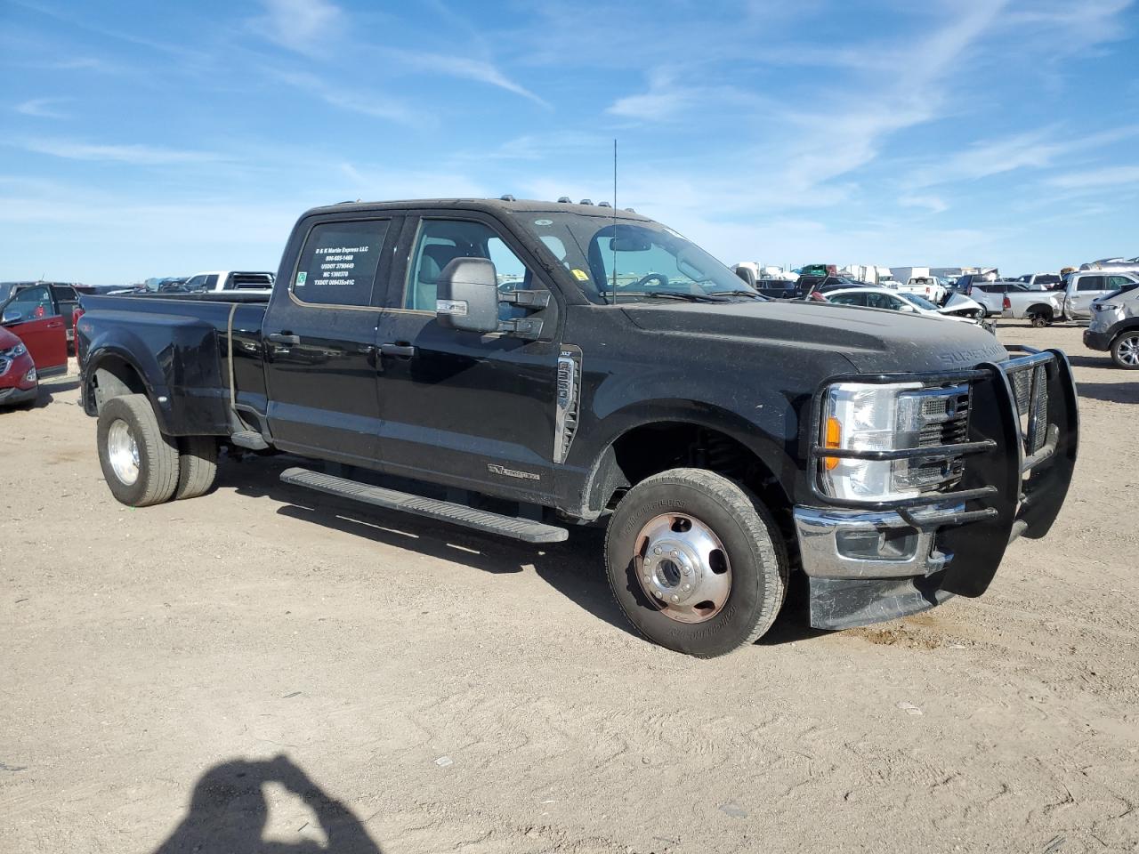 Photo 3 VIN: 1FT8W3DT8PEC37596 - FORD F350 