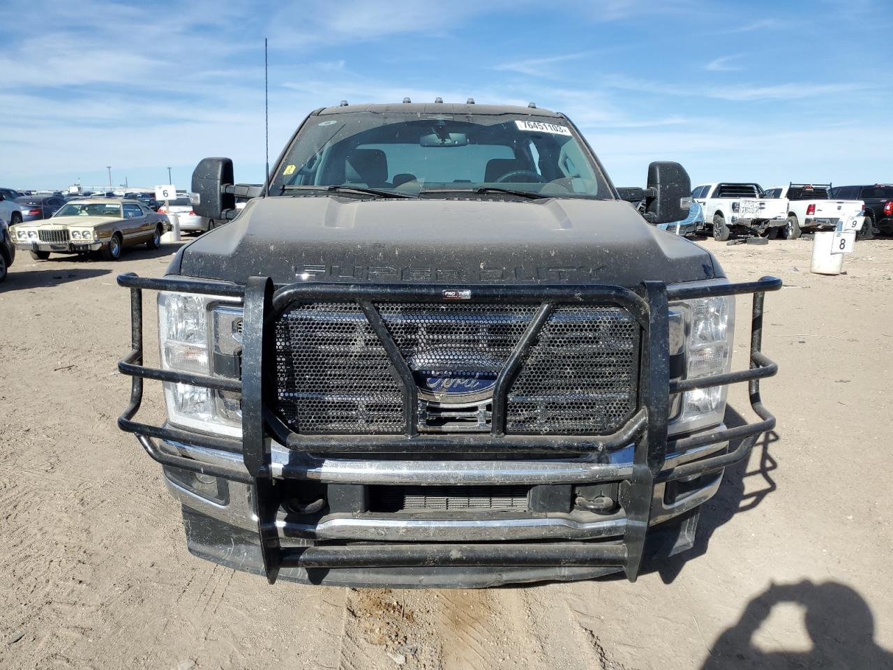 Photo 4 VIN: 1FT8W3DT8PEC37596 - FORD F350 