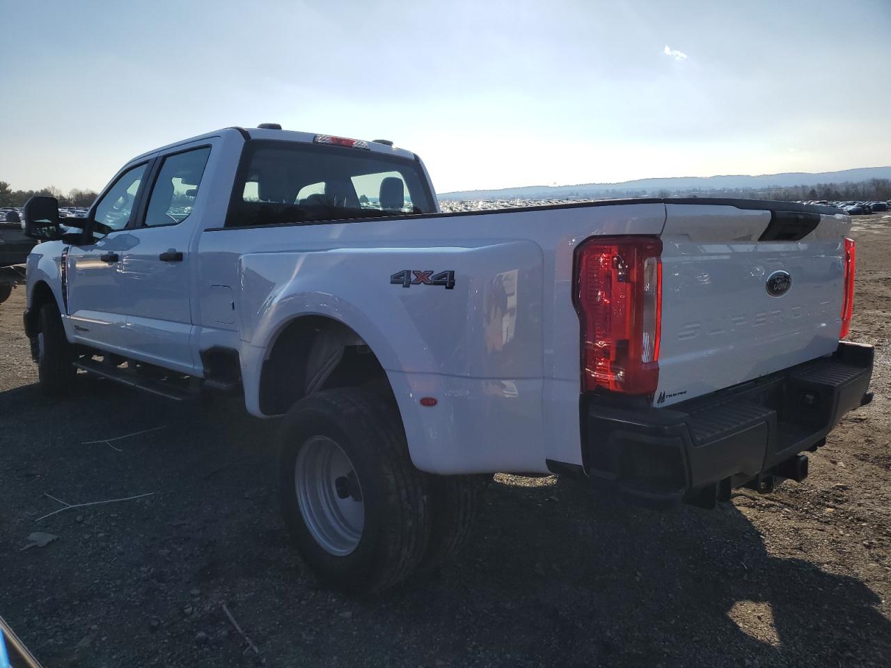 Photo 1 VIN: 1FT8W3DT8PEC85566 - FORD F350 