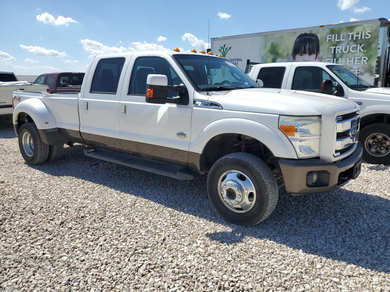 Photo 3 VIN: 1FT8W3DT9FEA69367 - FORD F350 