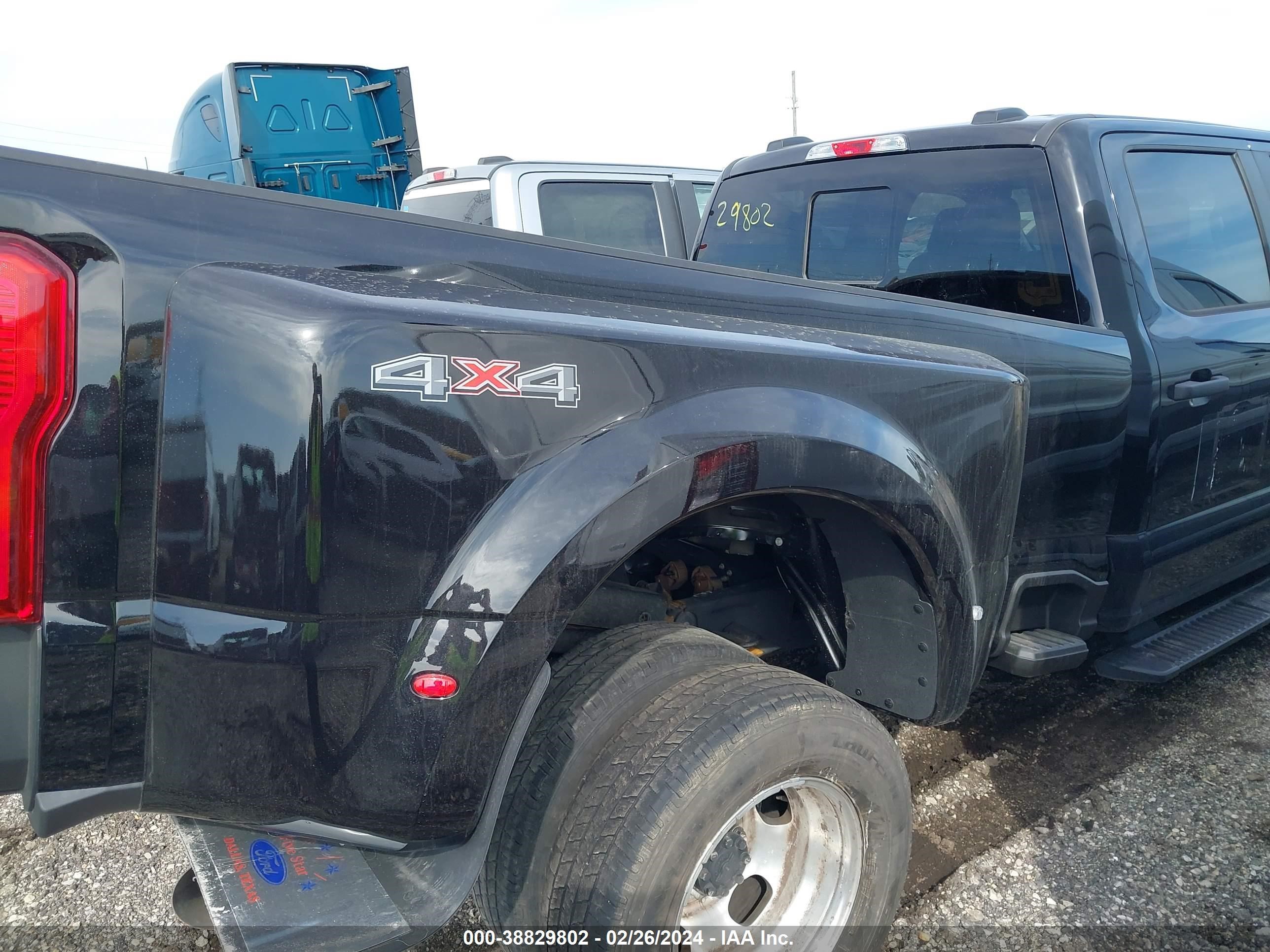 Photo 13 VIN: 1FT8W3DT9PEC42497 - FORD F350 