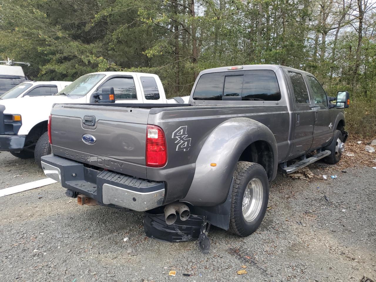 Photo 2 VIN: 1FT8W3DTXCEB04817 - FORD F350 