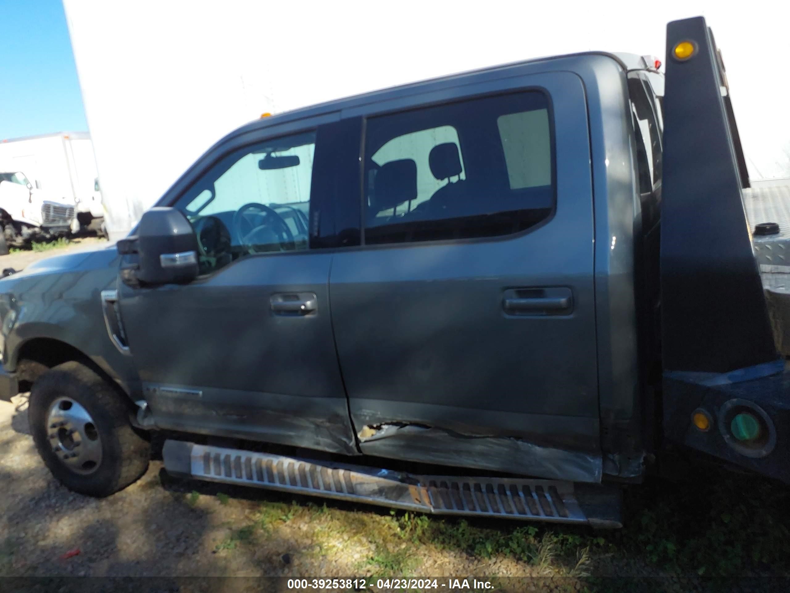 Photo 12 VIN: 1FT8W3DTXKEE96843 - FORD F350 