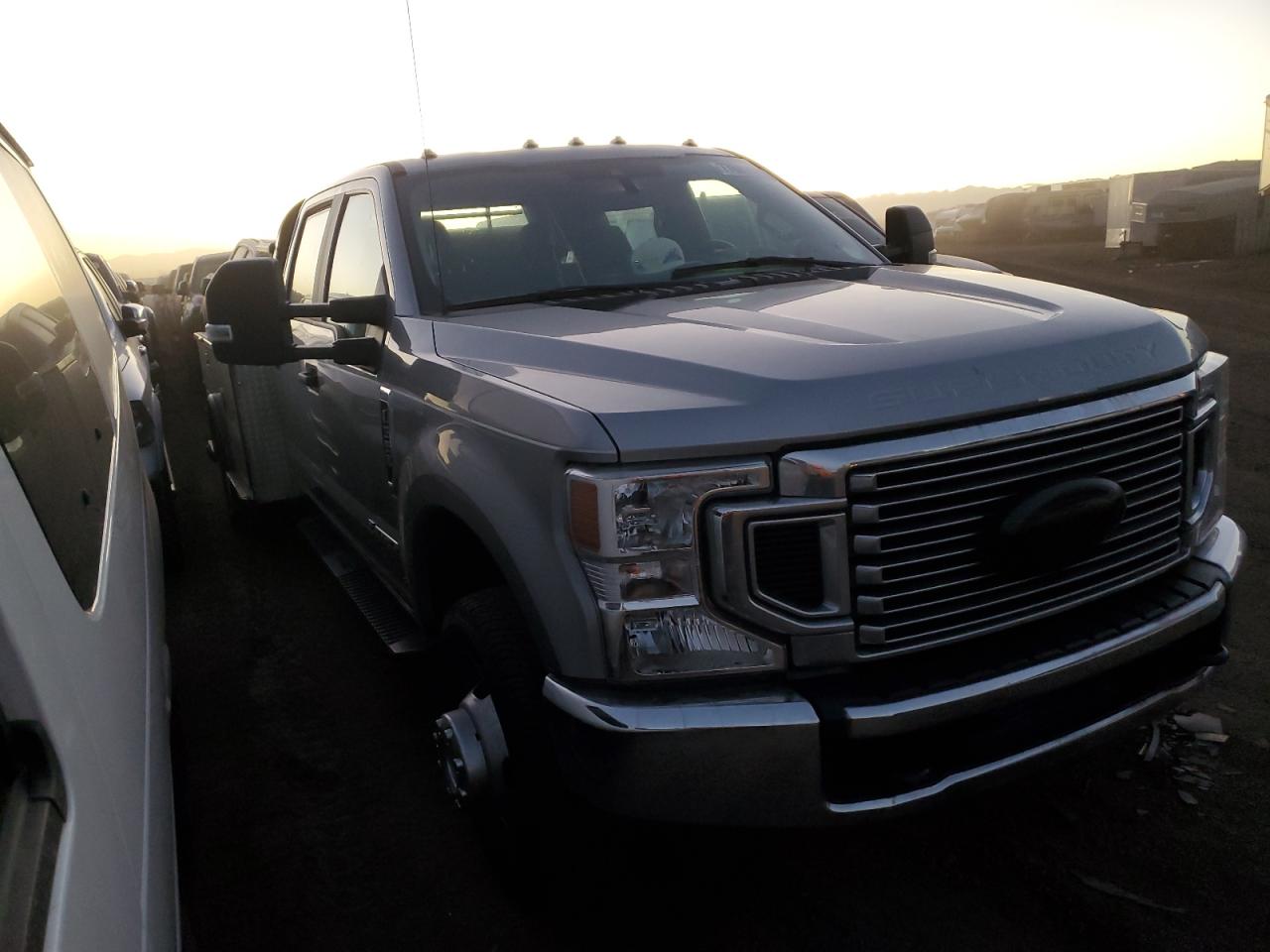 Photo 3 VIN: 1FT8W3DTXLEC10314 - FORD F350 