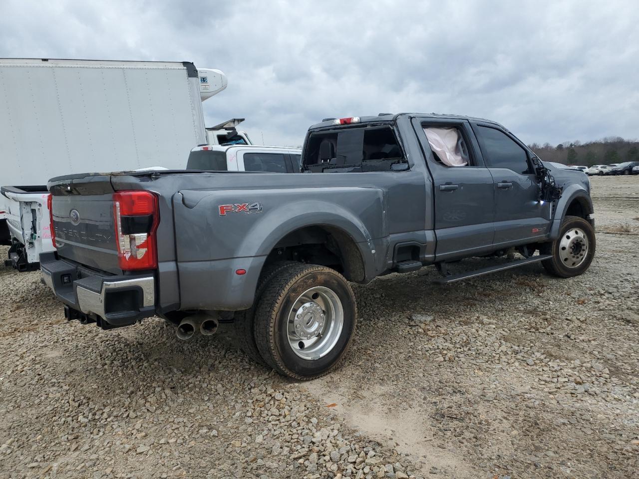 Photo 2 VIN: 1FT8W4DM4PED50685 - FORD F450 