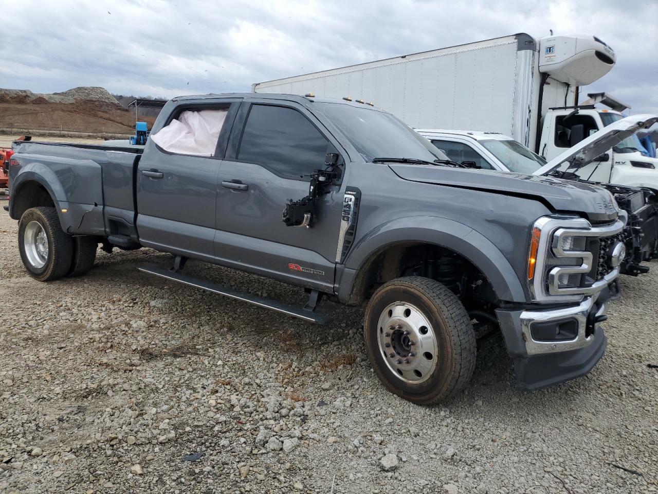 Photo 3 VIN: 1FT8W4DM4PED50685 - FORD F450 