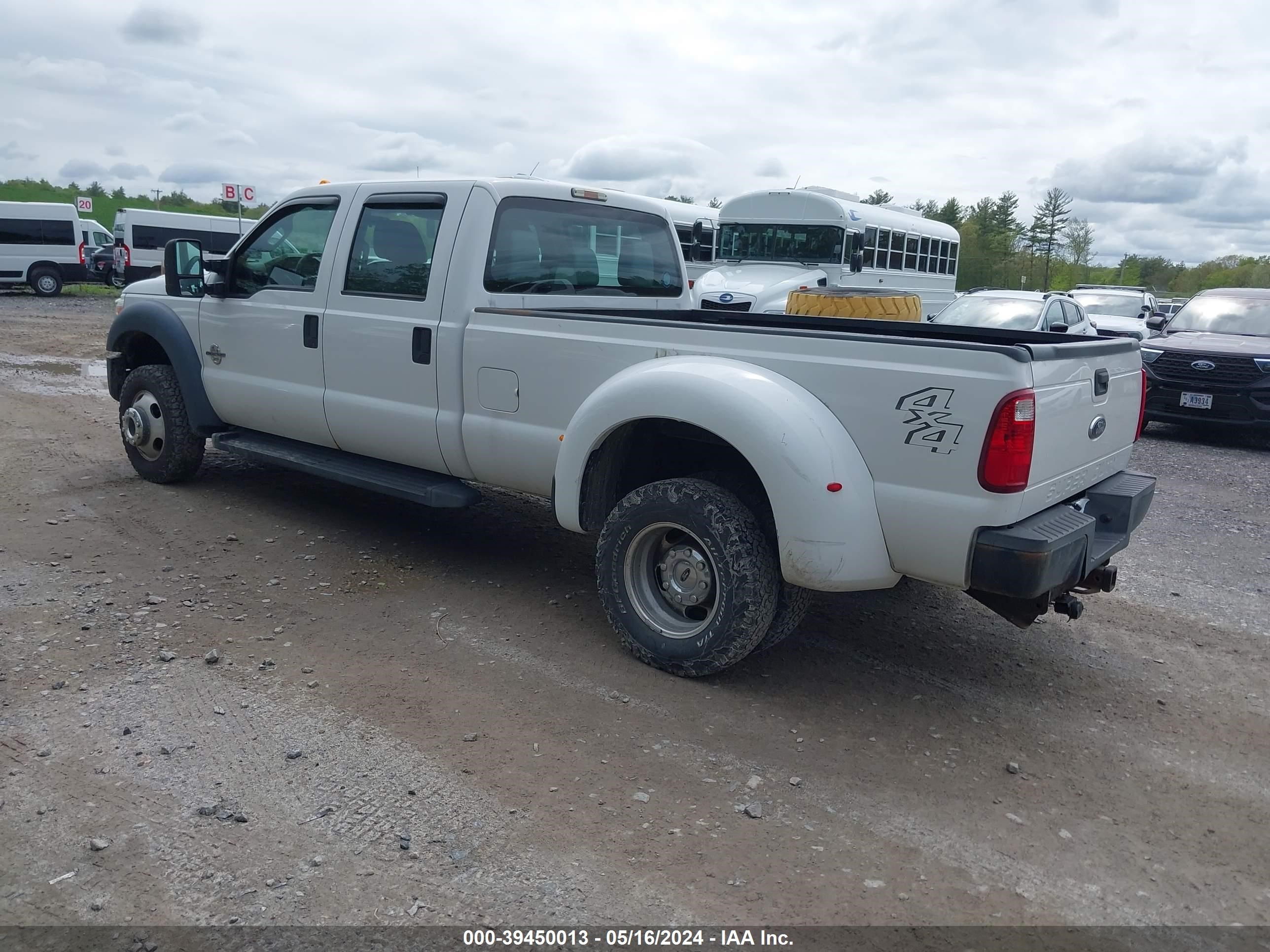 Photo 2 VIN: 1FT8W4DT1DEB80109 - FORD F450 