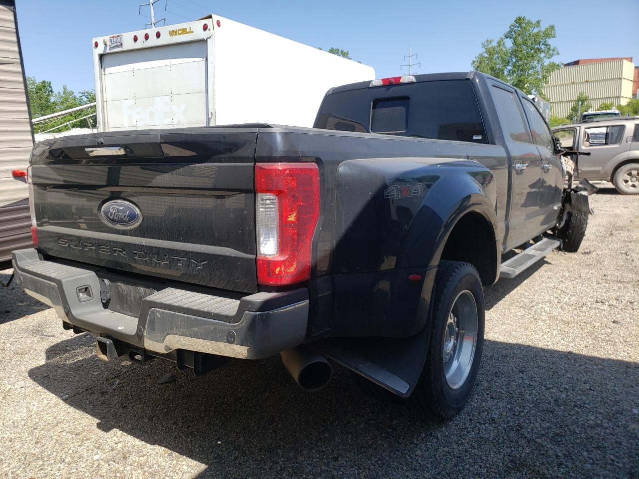 Photo 2 VIN: 1FT8W4DT2HED24126 - FORD F450 