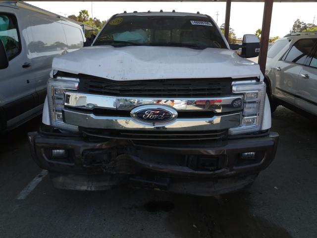 Photo 8 VIN: 1FT8W4DT2HEF39392 - FORD F450 SUPER 