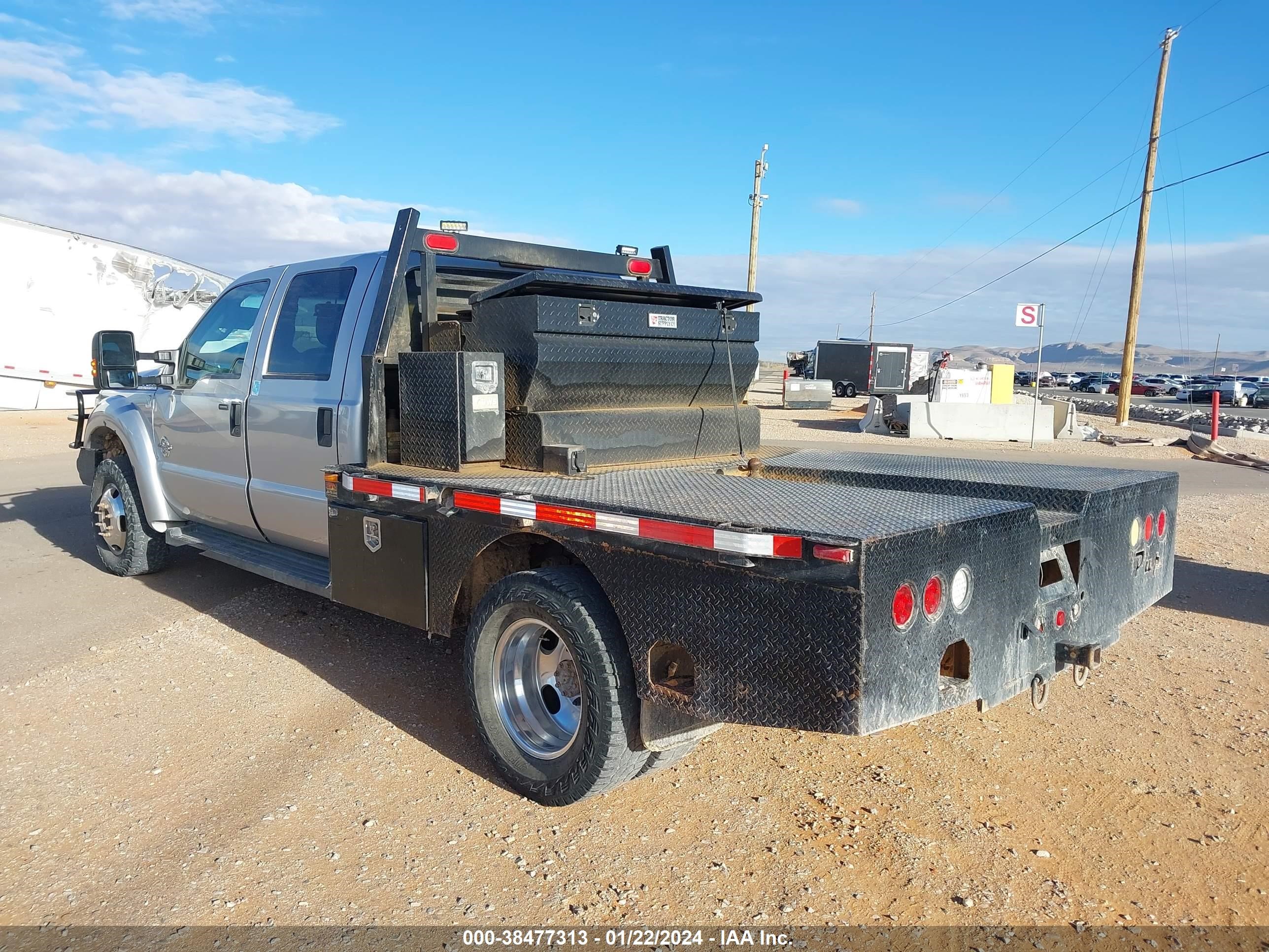 Photo 2 VIN: 1FT8W4DT5EEB18021 - FORD F450 