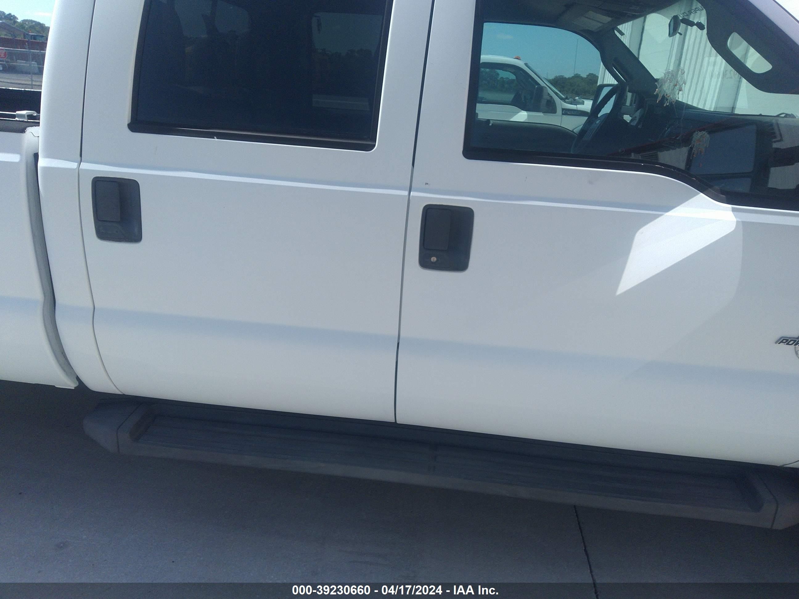 Photo 10 VIN: 1FT8W4DT6CEC22871 - FORD F450 