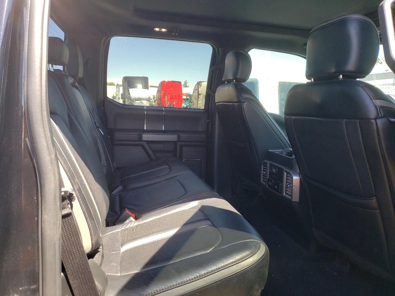 Photo 9 VIN: 1FT8W4DT7KEC58938 - FORD F450 