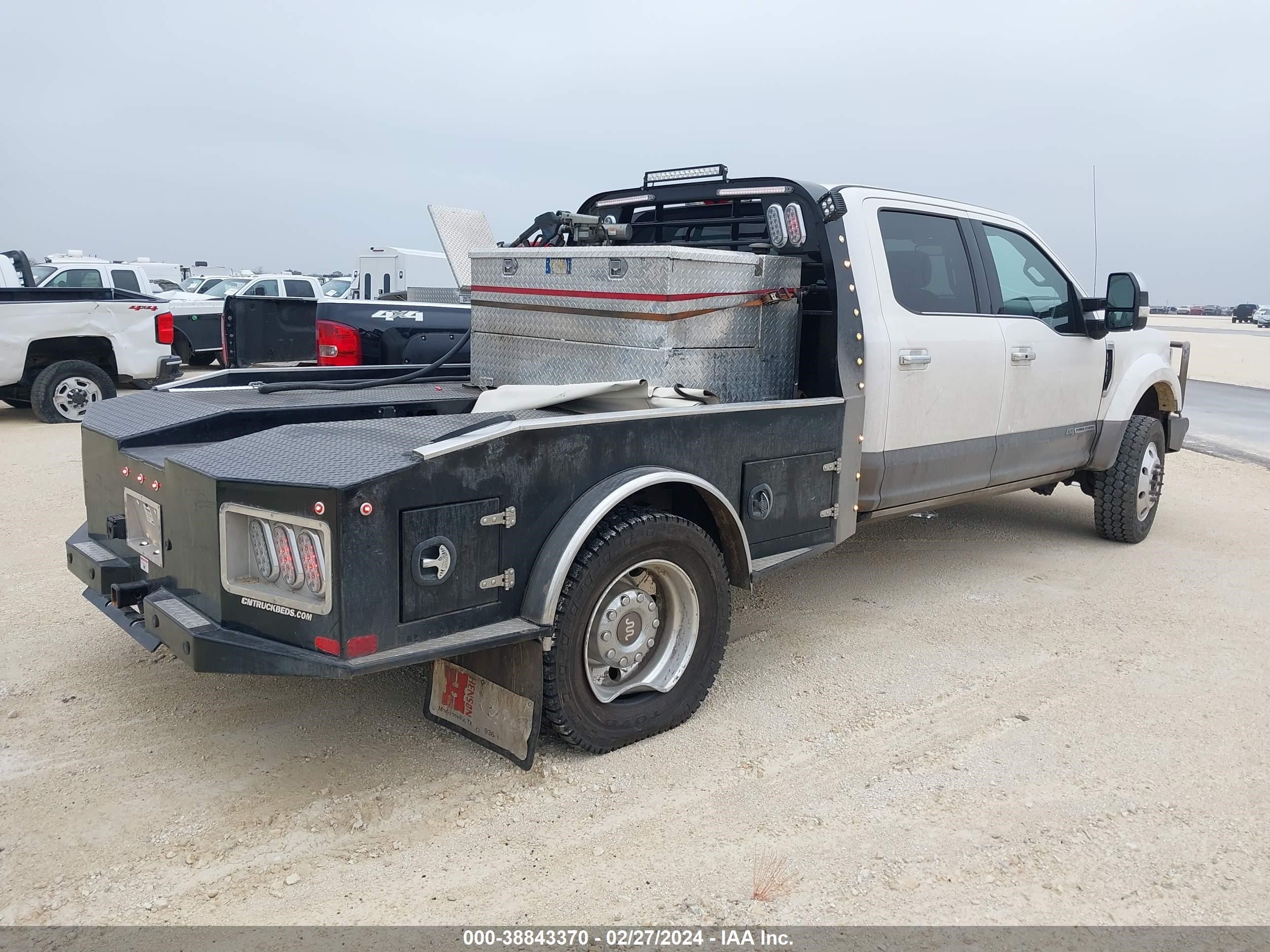 Photo 3 VIN: 1FT8W4DT7KEG41441 - FORD F450 