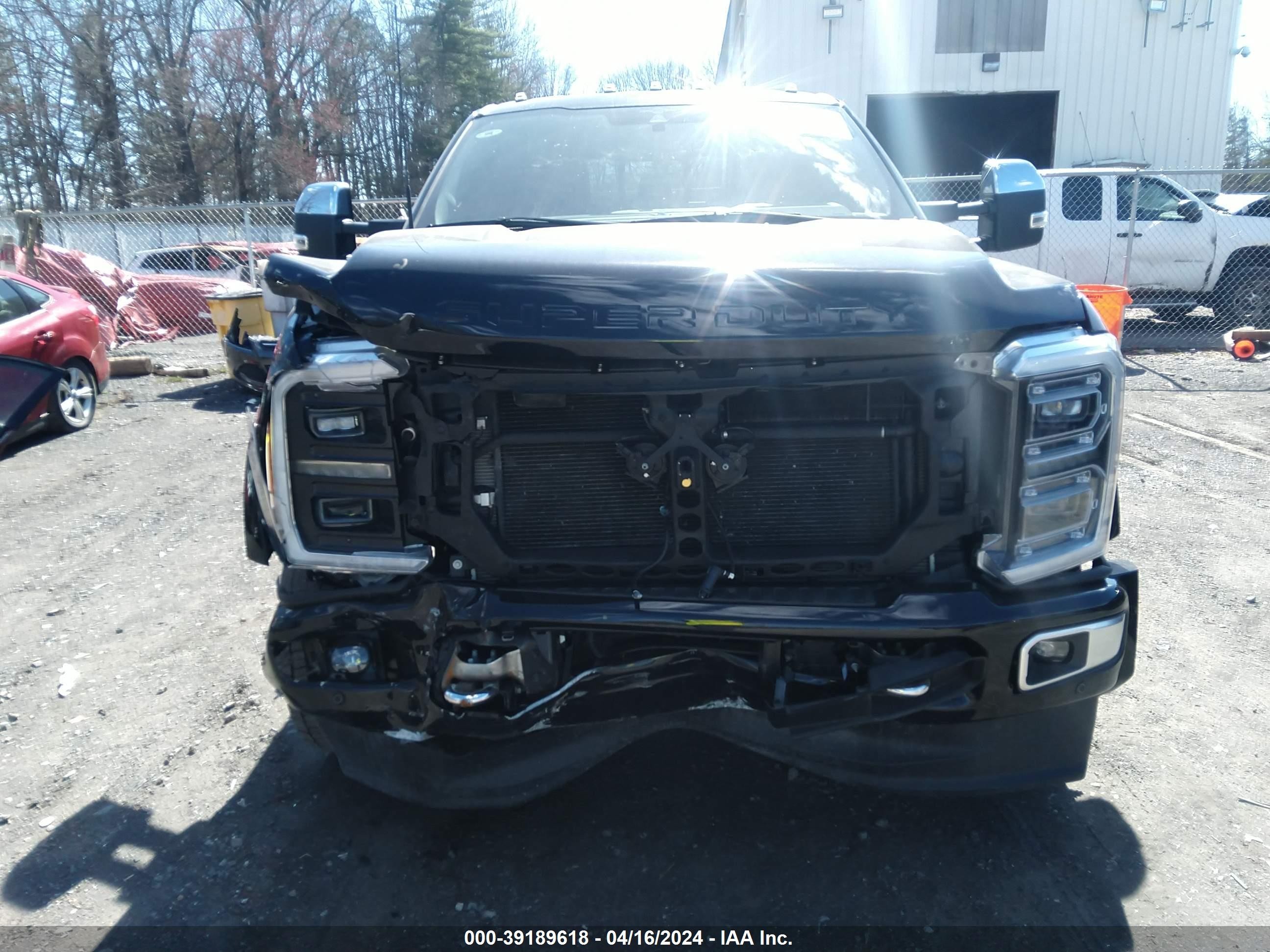 Photo 10 VIN: 1FT8W4DT7PED72042 - FORD F450 