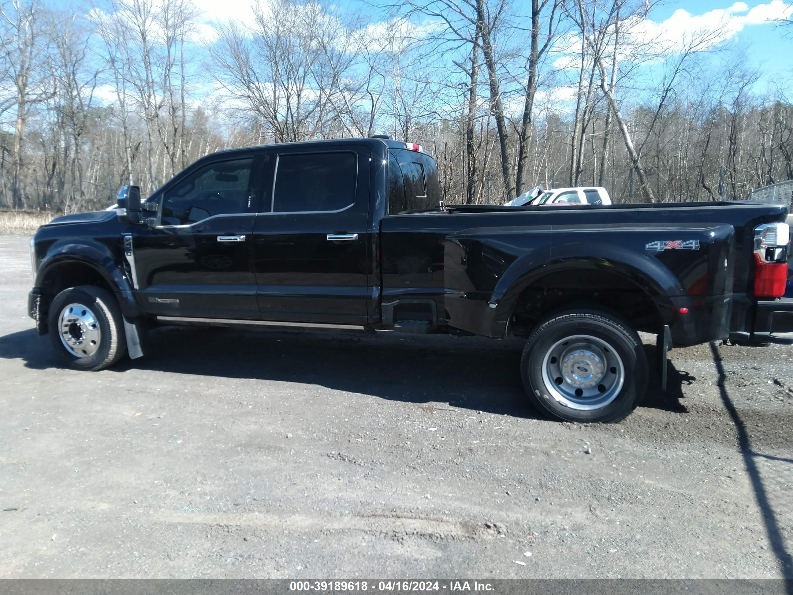 Photo 16 VIN: 1FT8W4DT7PED72042 - FORD F450 