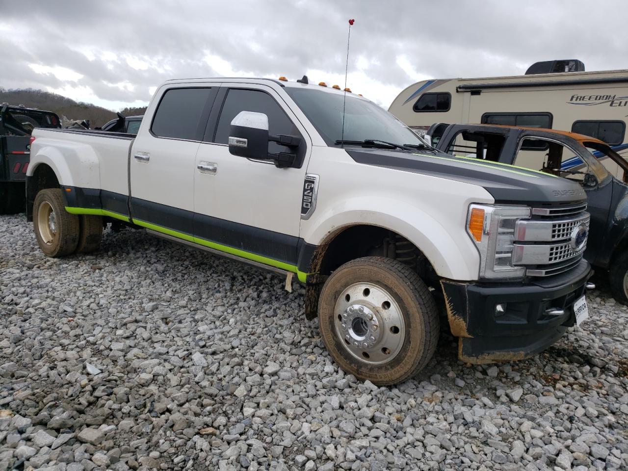 Photo 3 VIN: 1FT8W4DT8KEE03341 - FORD F450 