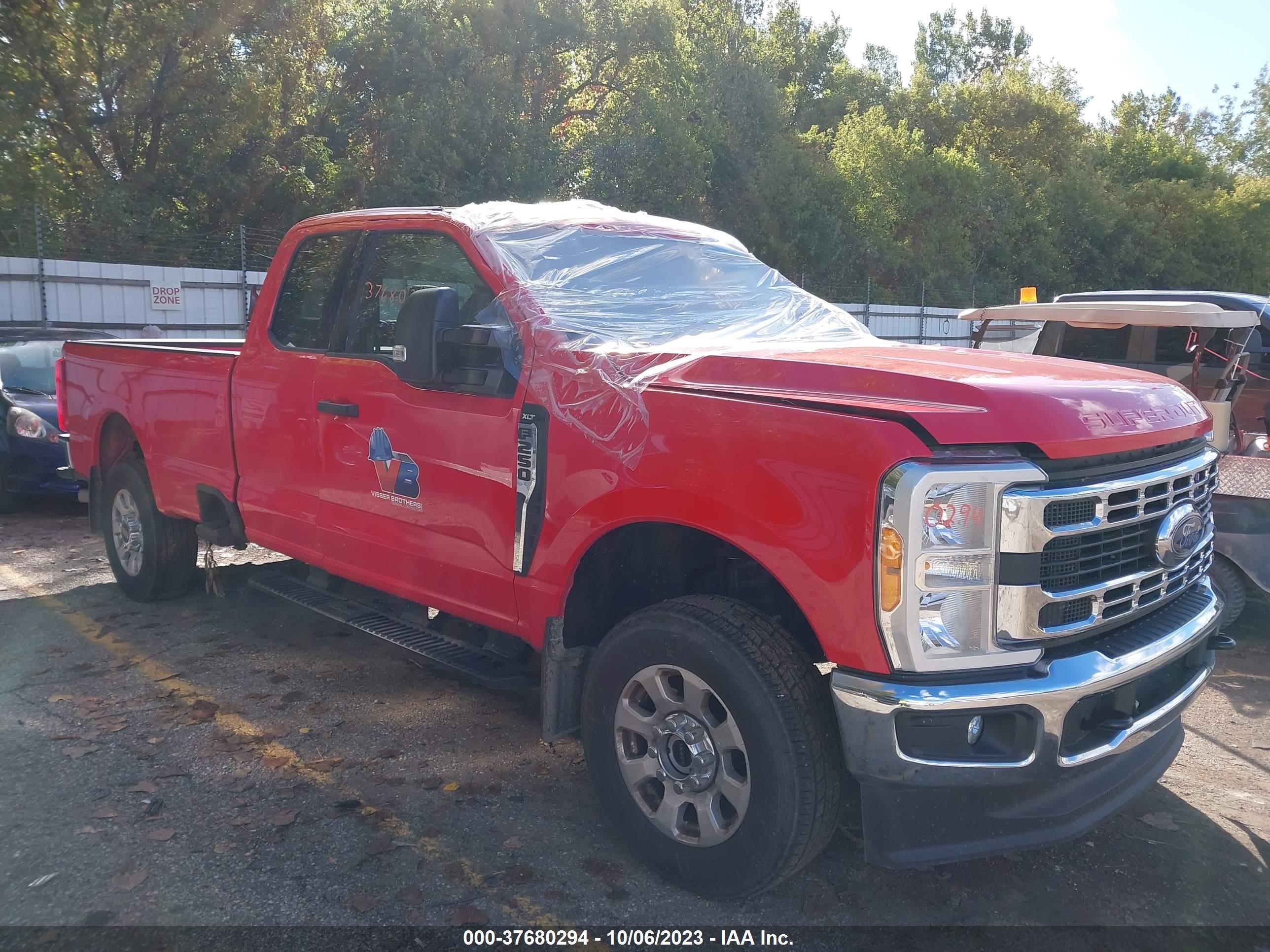 Photo 0 VIN: 1FT8X2BN1PEC60875 - FORD F250 