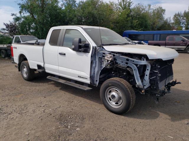 Photo 3 VIN: 1FT8X2BT4REC11140 - FORD F250 