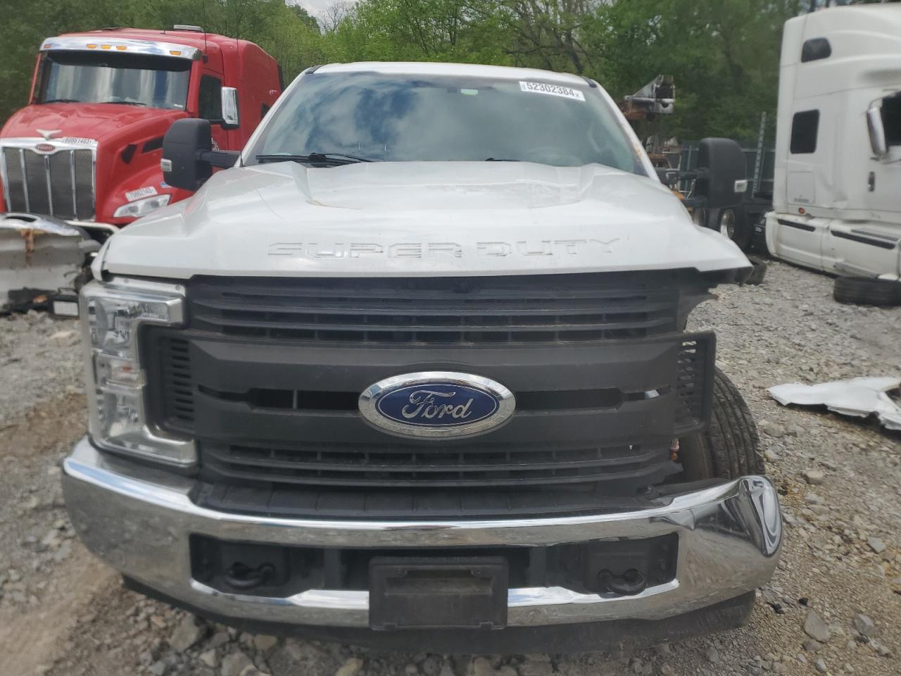 Photo 4 VIN: 1FT8X3A69JEB13422 - FORD F350 