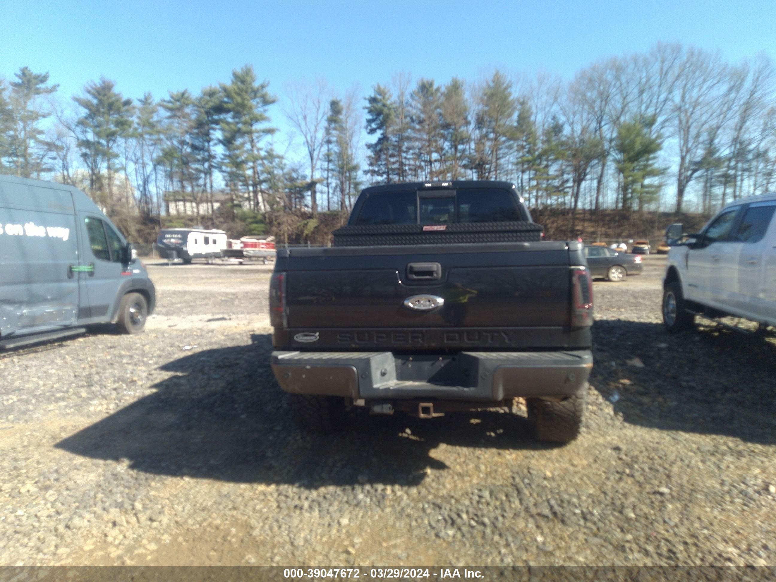 Photo 14 VIN: 1FT8X3B60FED48233 - FORD F350 