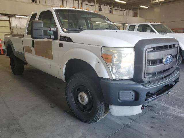 Photo 3 VIN: 1FT8X3B61BEB70391 - FORD F350 SUPER 