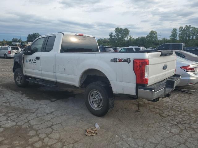 Photo 1 VIN: 1FT8X3B61HED69479 - FORD F350 SUPER 