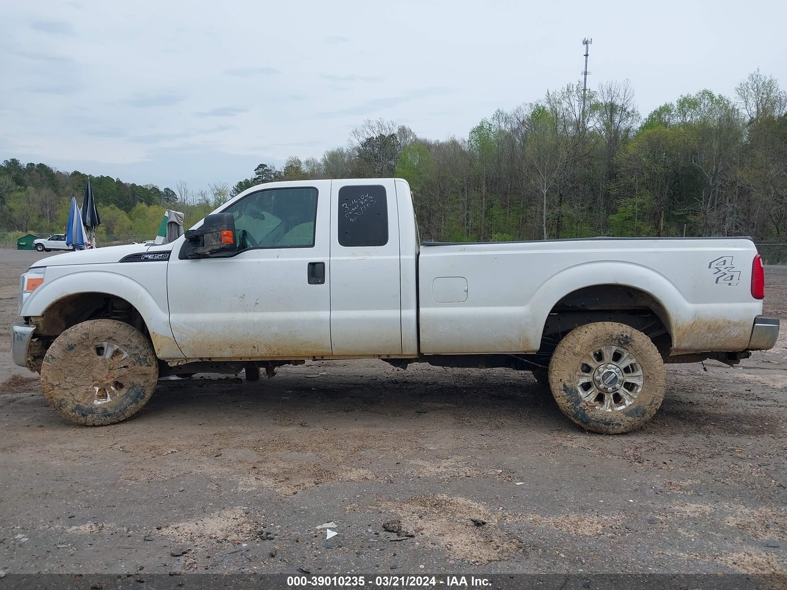 Photo 14 VIN: 1FT8X3B64DEA09729 - FORD F350 